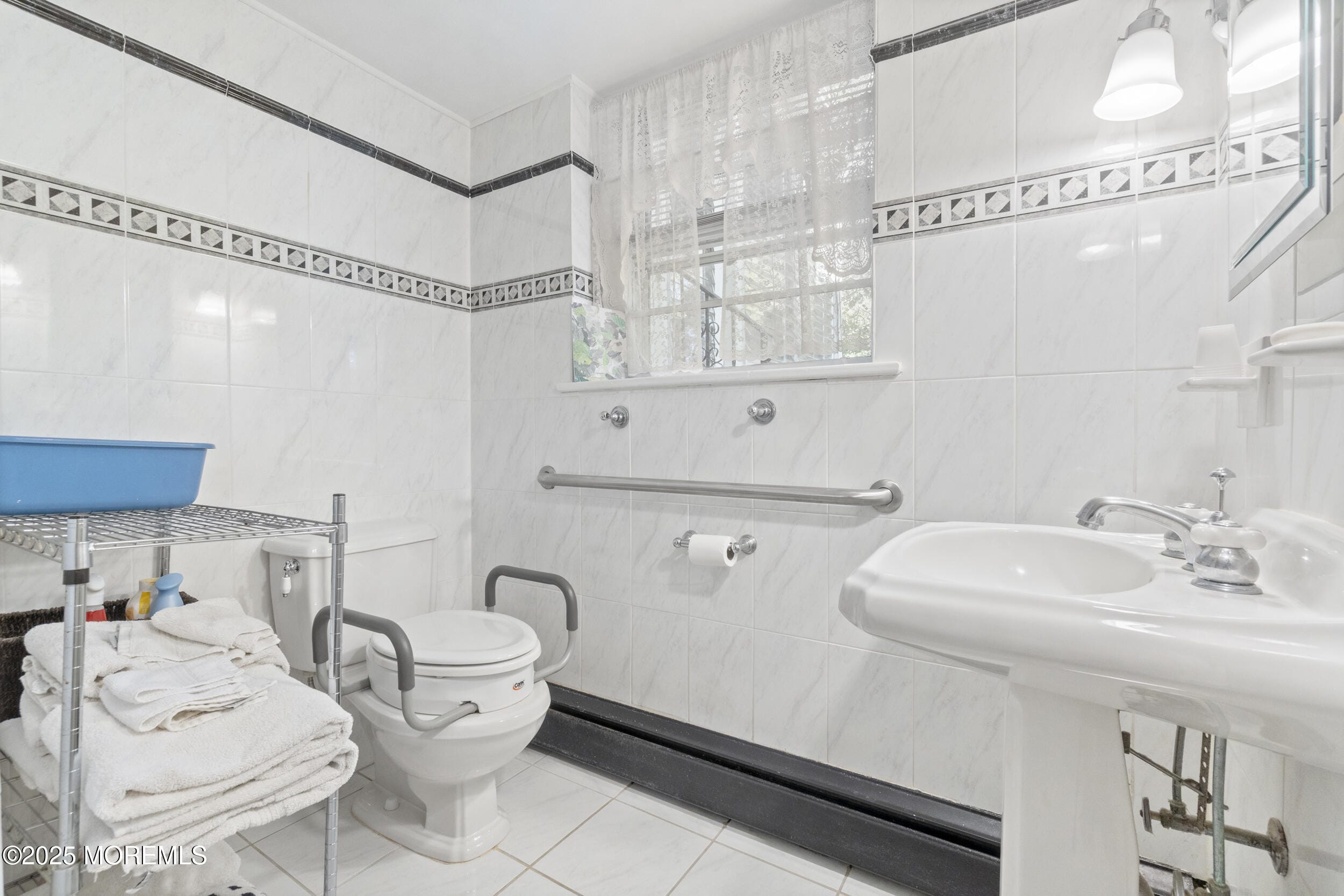 19 Edgewood Drive, Freehold, NJ, 07728 image 25