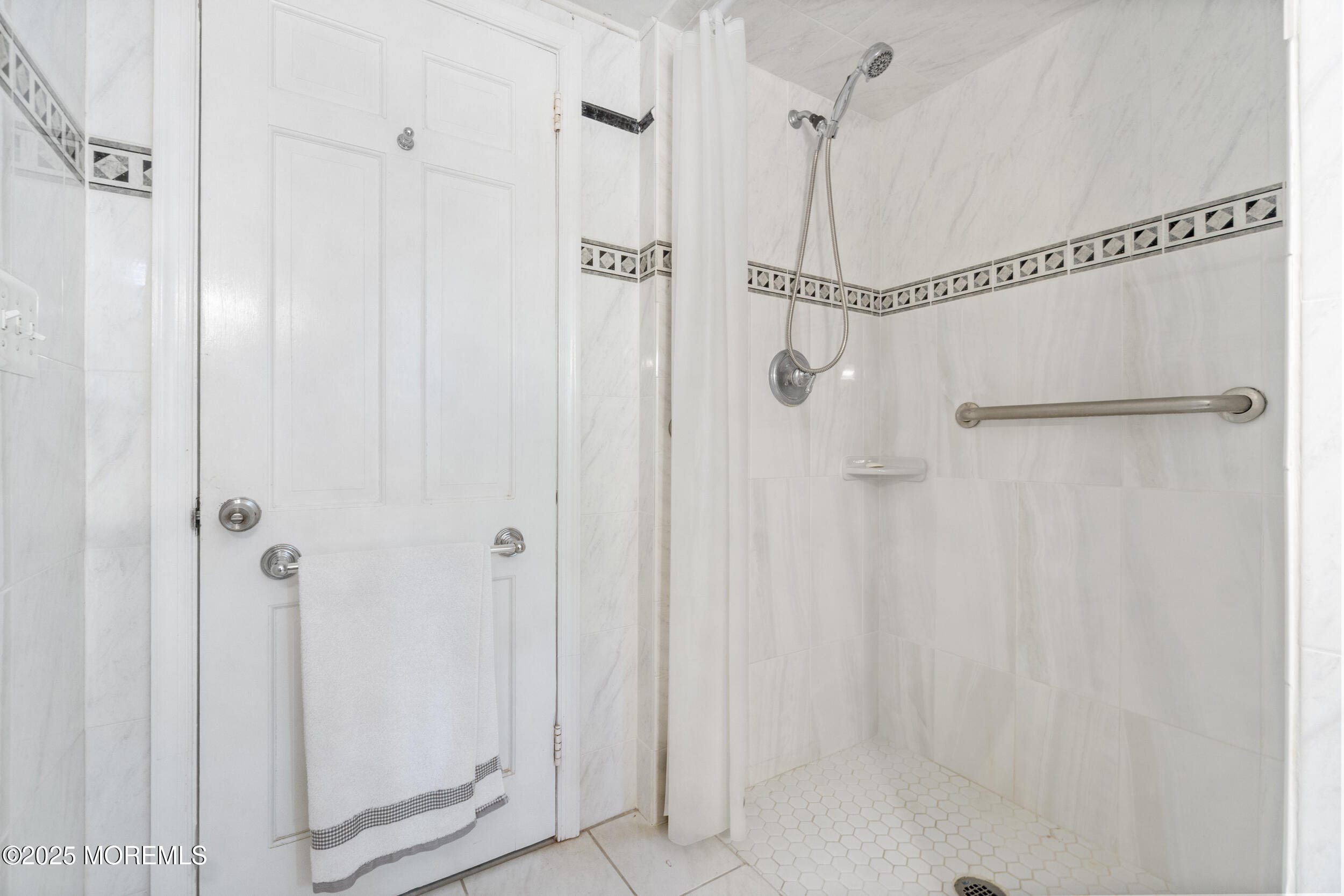 19 Edgewood Drive, Freehold, NJ, 07728 image 26