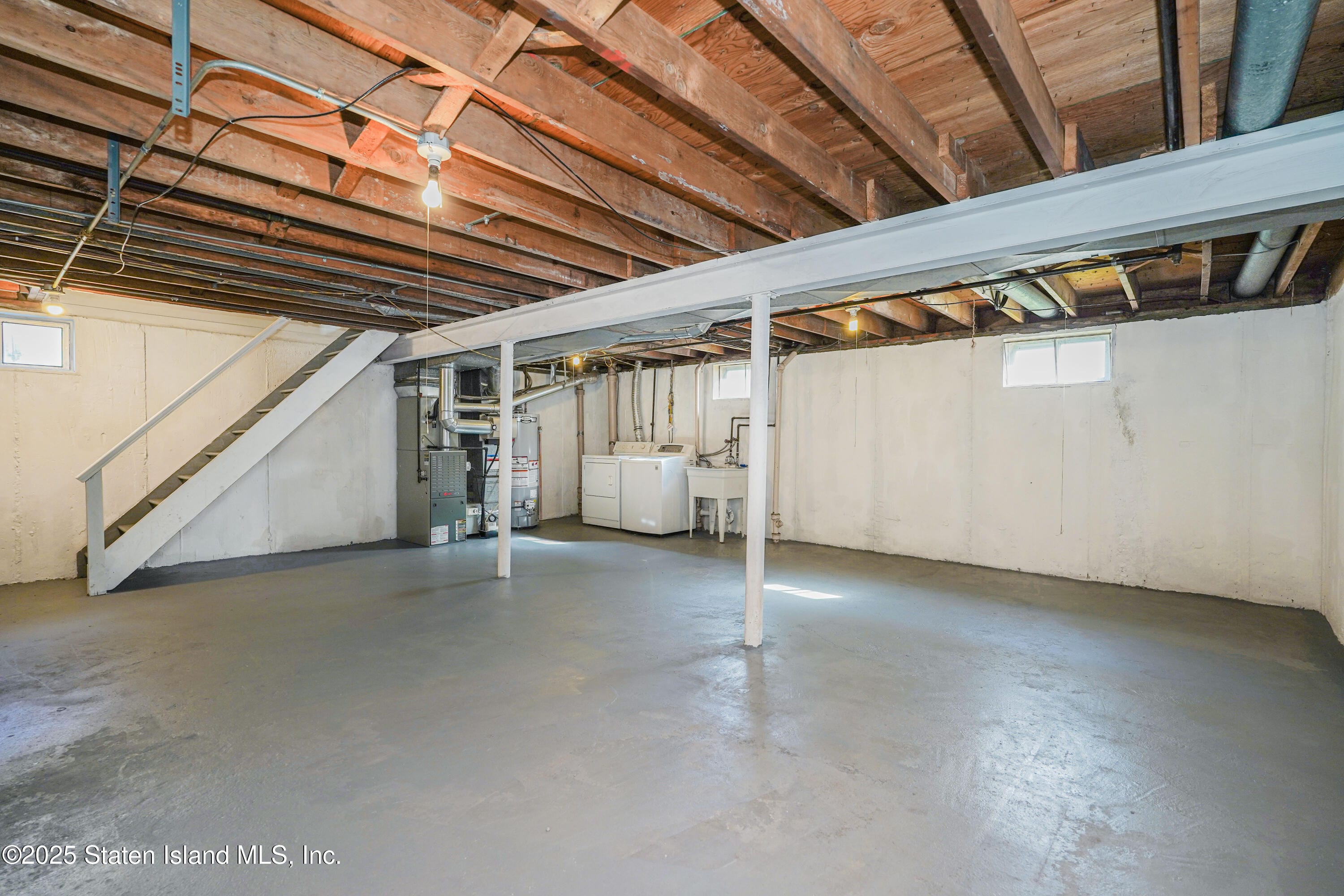 207 Martin Avenue, Staten Island, NY, 10314 image 25