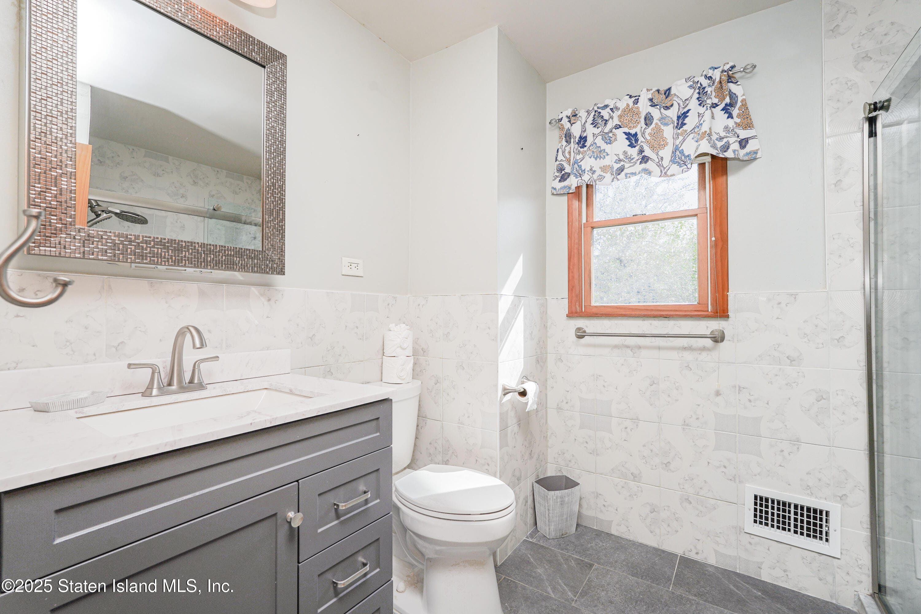 207 Martin Avenue, Staten Island, NY, 10314 image 23