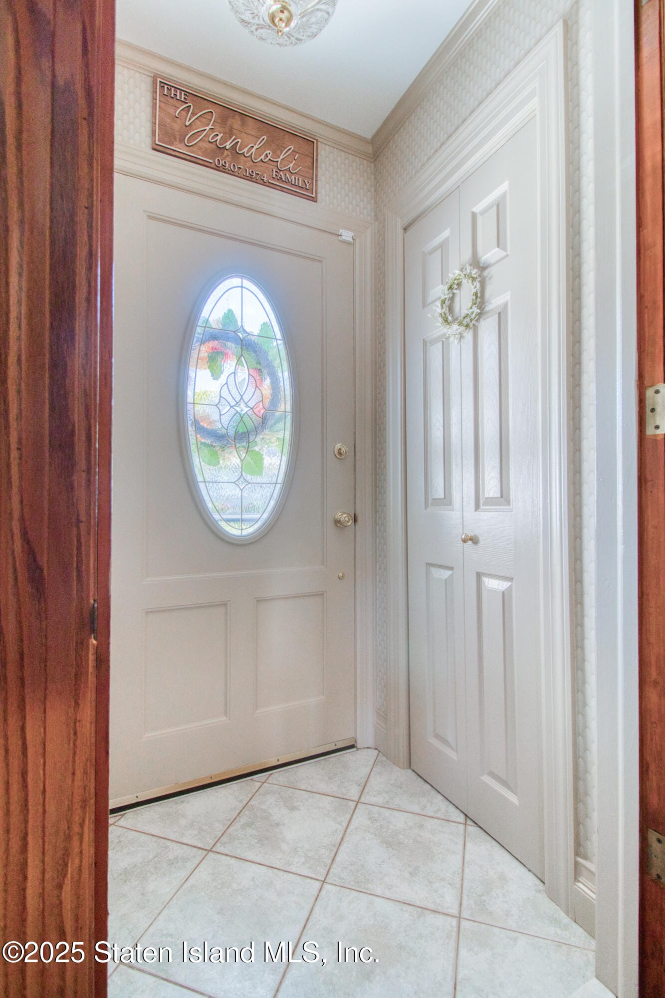 100 Lawrence Avenue Image 3