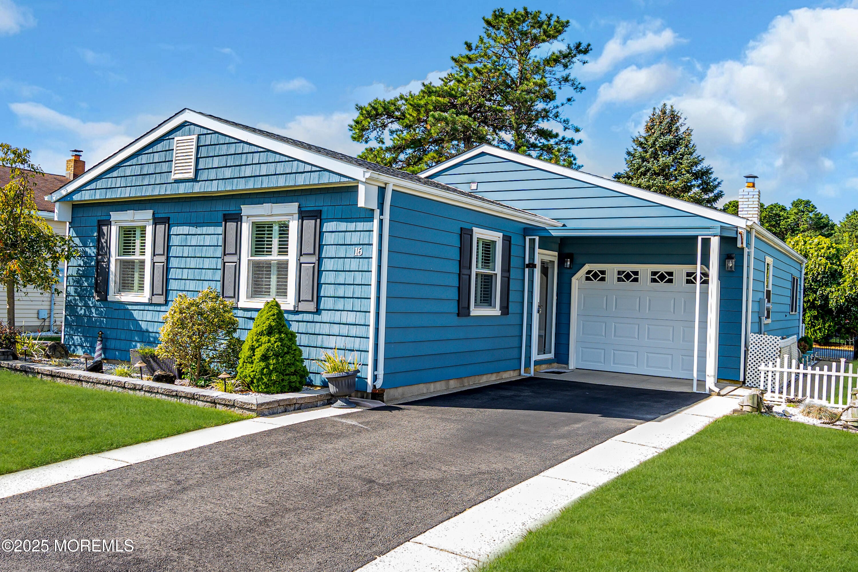 16 Merrilee Lane, Toms River, NJ, 08757