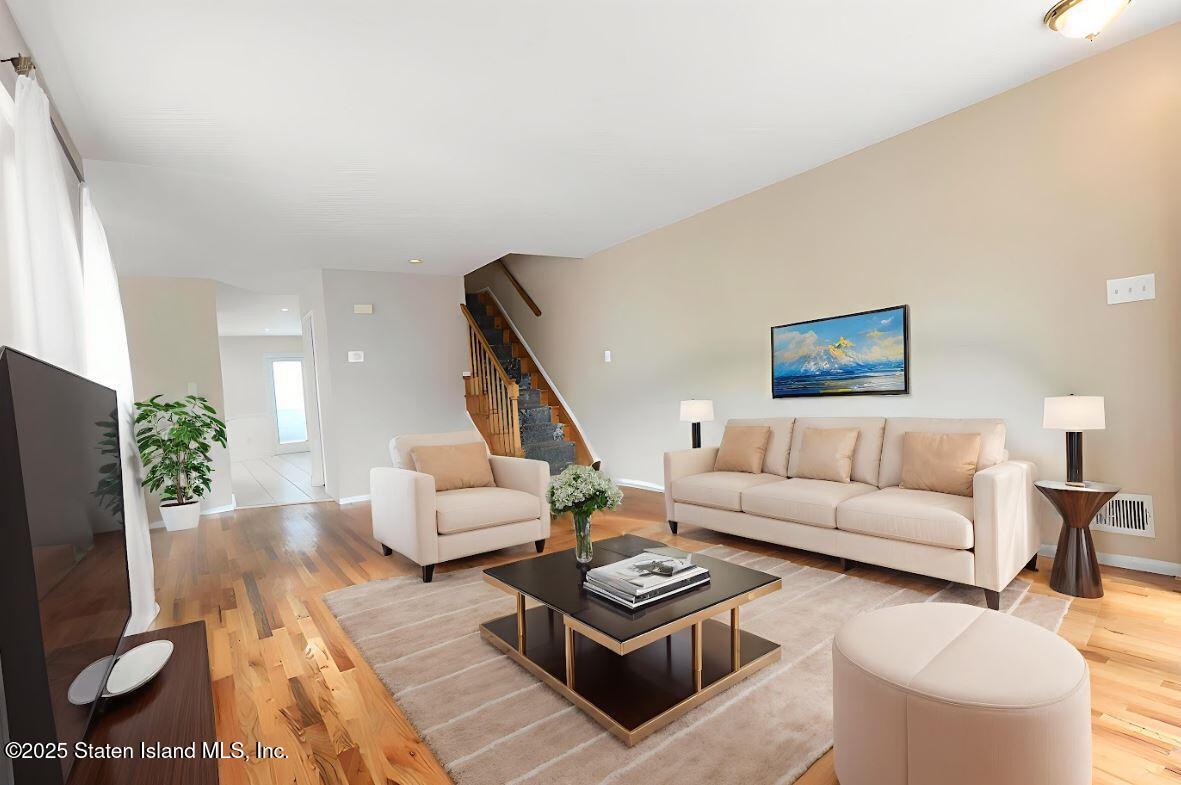 47 Hemlock Street, Staten Island, NY, 10309 image 6