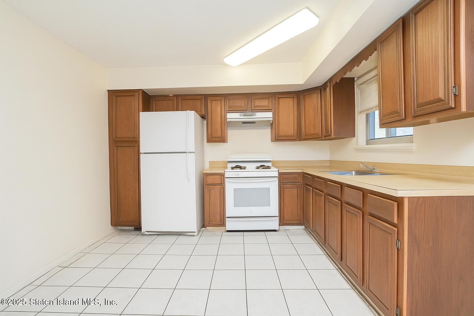 135 Russek Drive Image 5