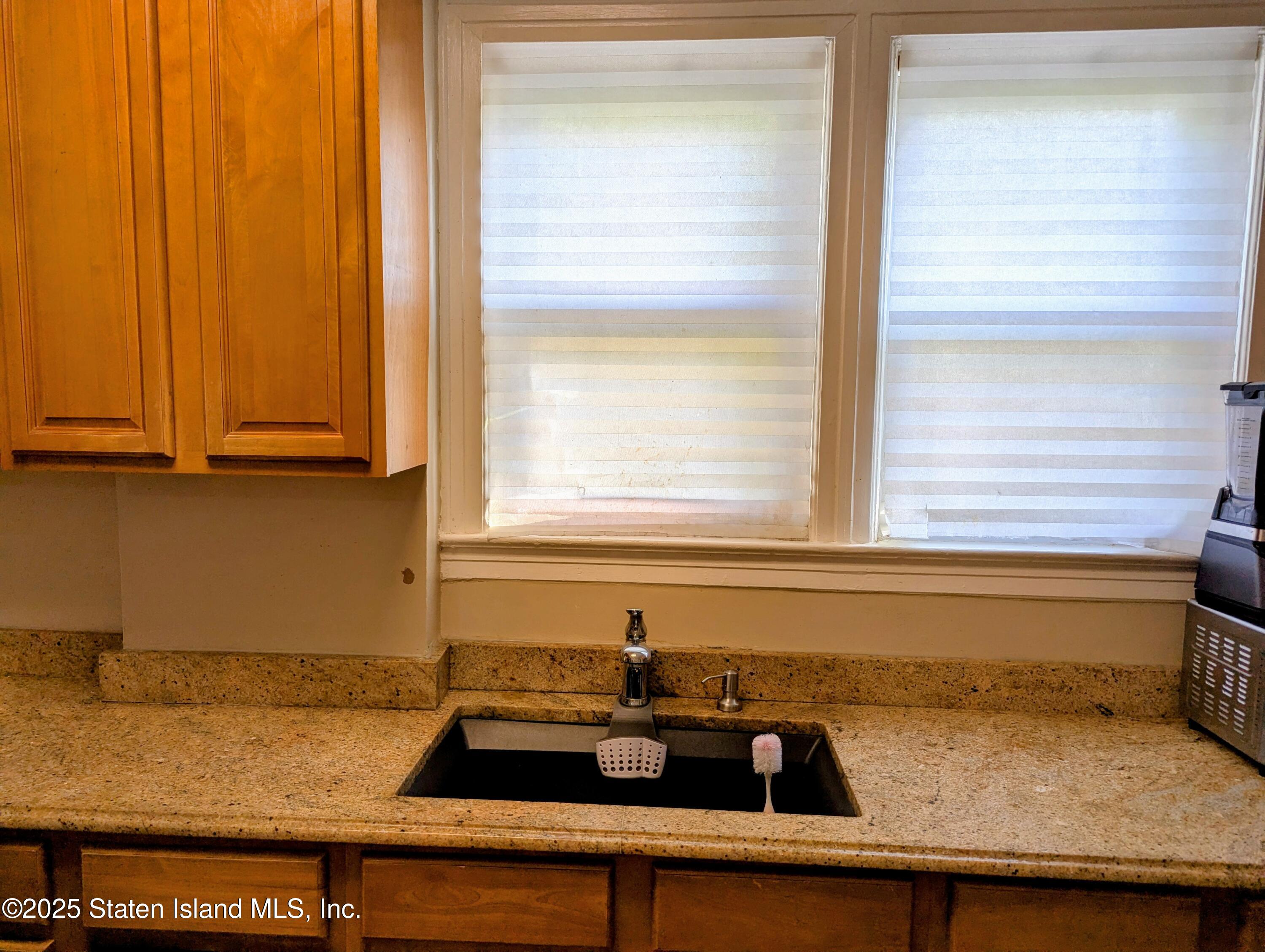 66 Vanderbilt Avenue, Staten Island, NY, 10304 image 17