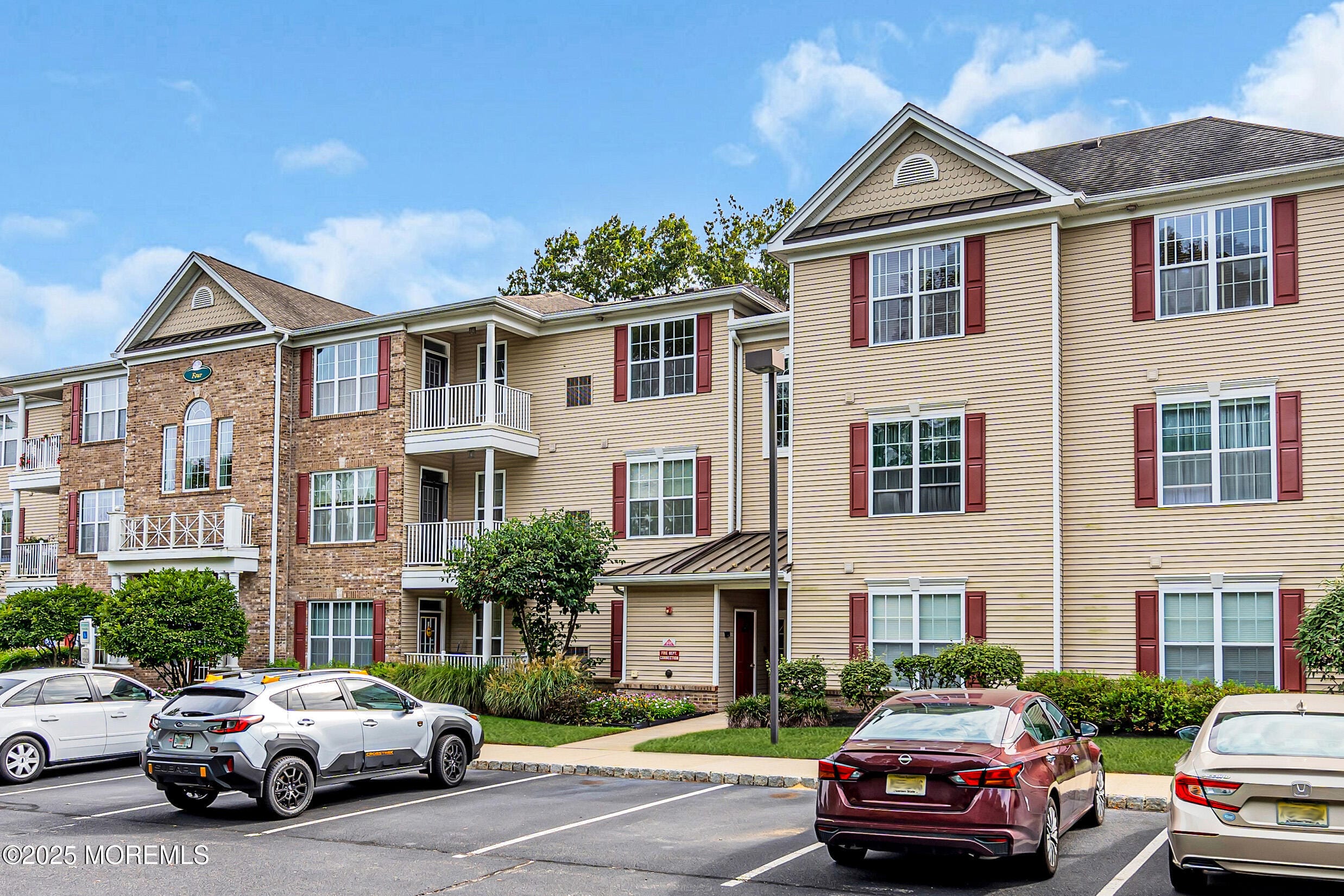 425 Sophee Lane, Lakewood, NJ, 08701