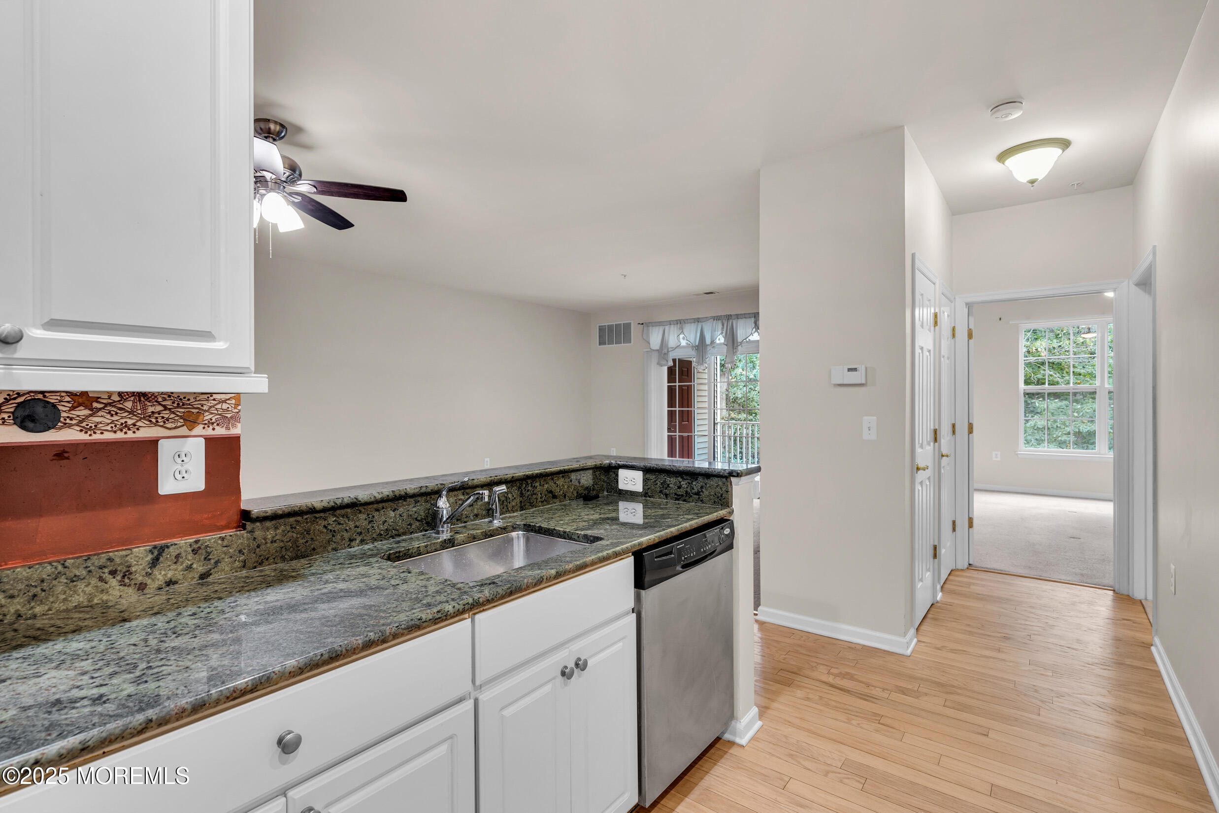 425 Sophee Lane, Lakewood, NJ, 08701 image 9