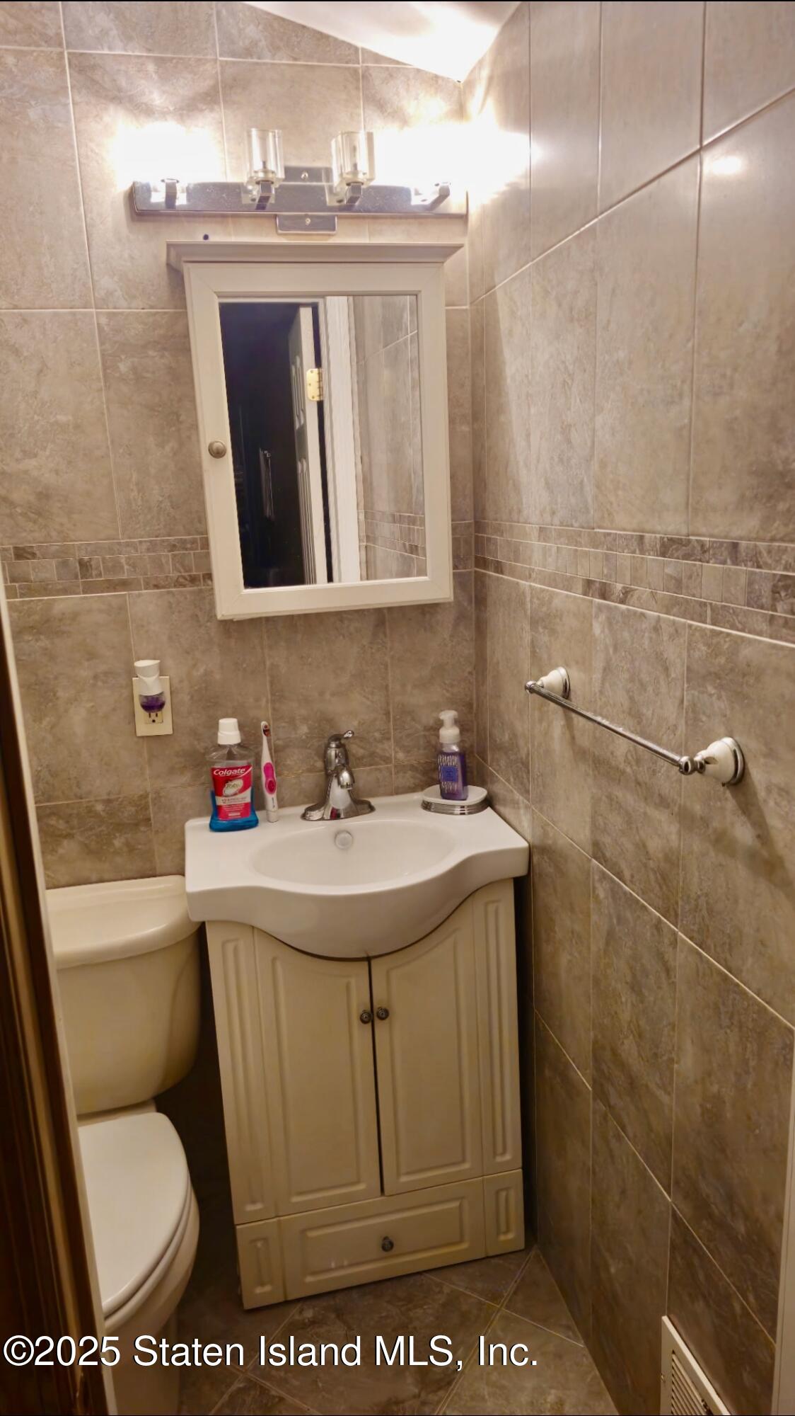 32 Ebey Lane, Staten Island, NY, 10312 image 11