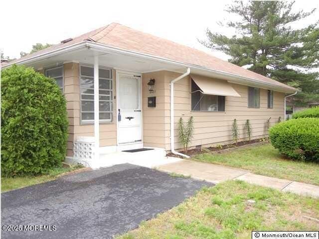 2277 Mount Hood Lane Image 4