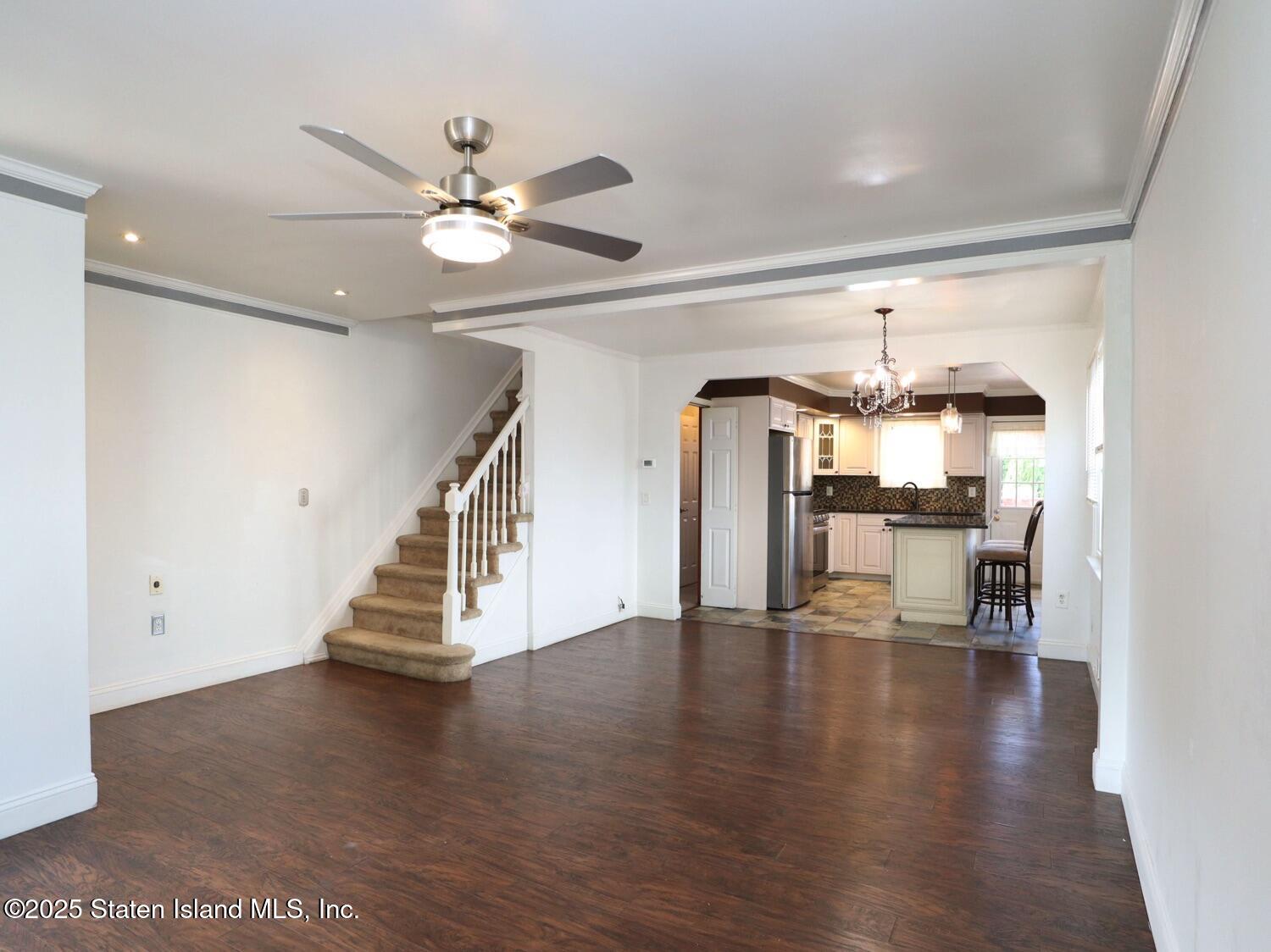 26 Roberts Drive Image 2