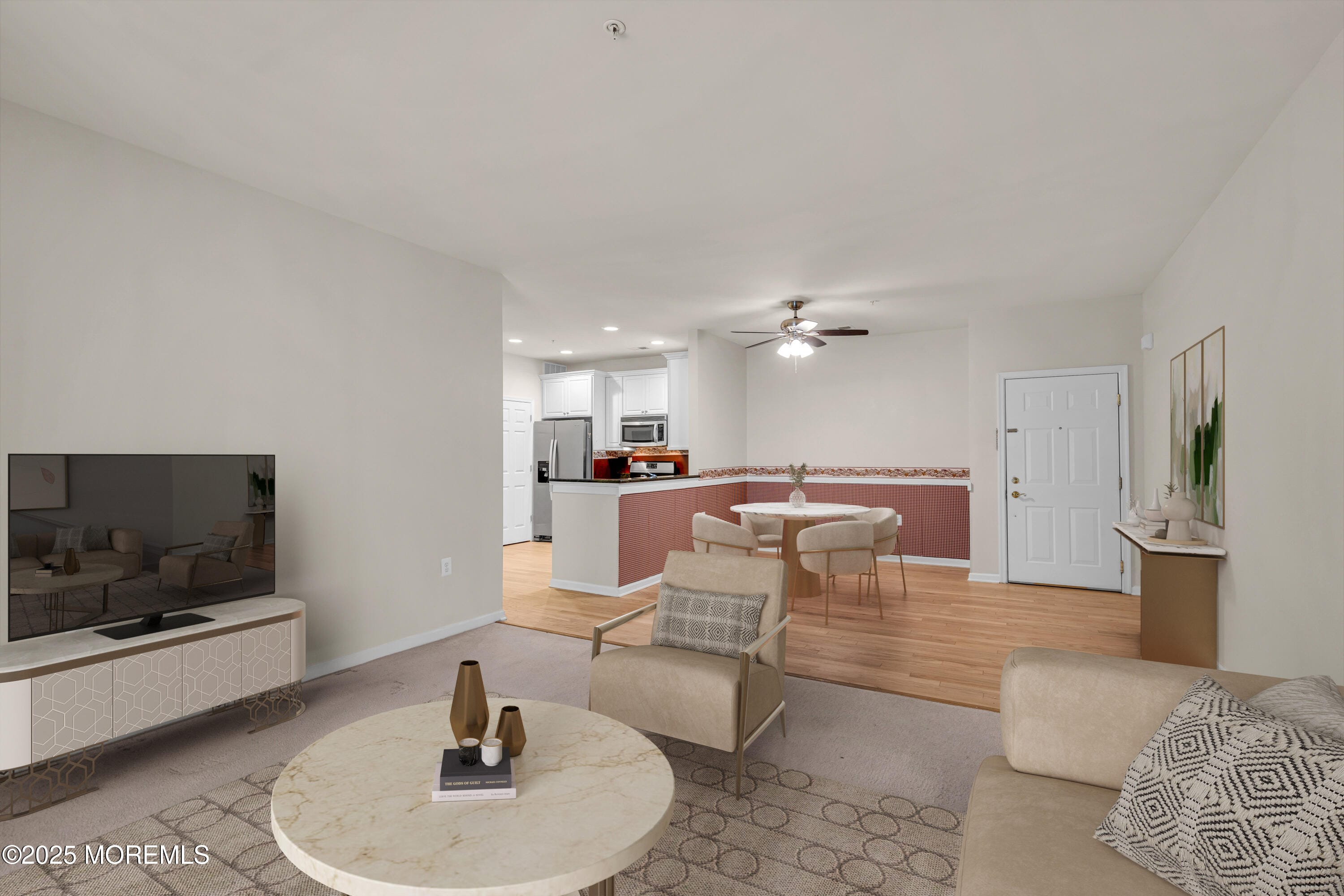 425 Sophee Lane Image 2