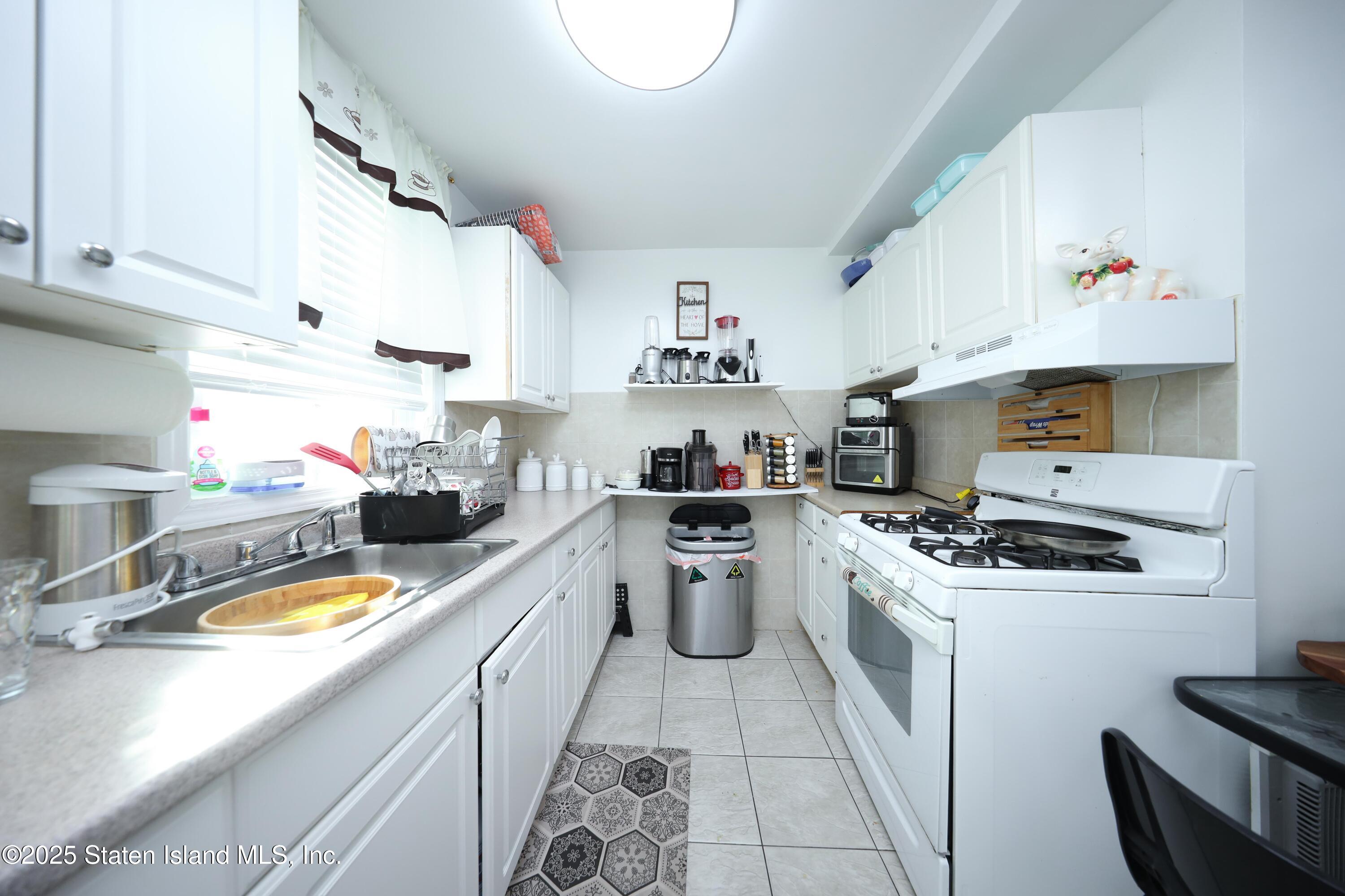 1206 Bay Street, Staten Island, NY, 10305 image 18