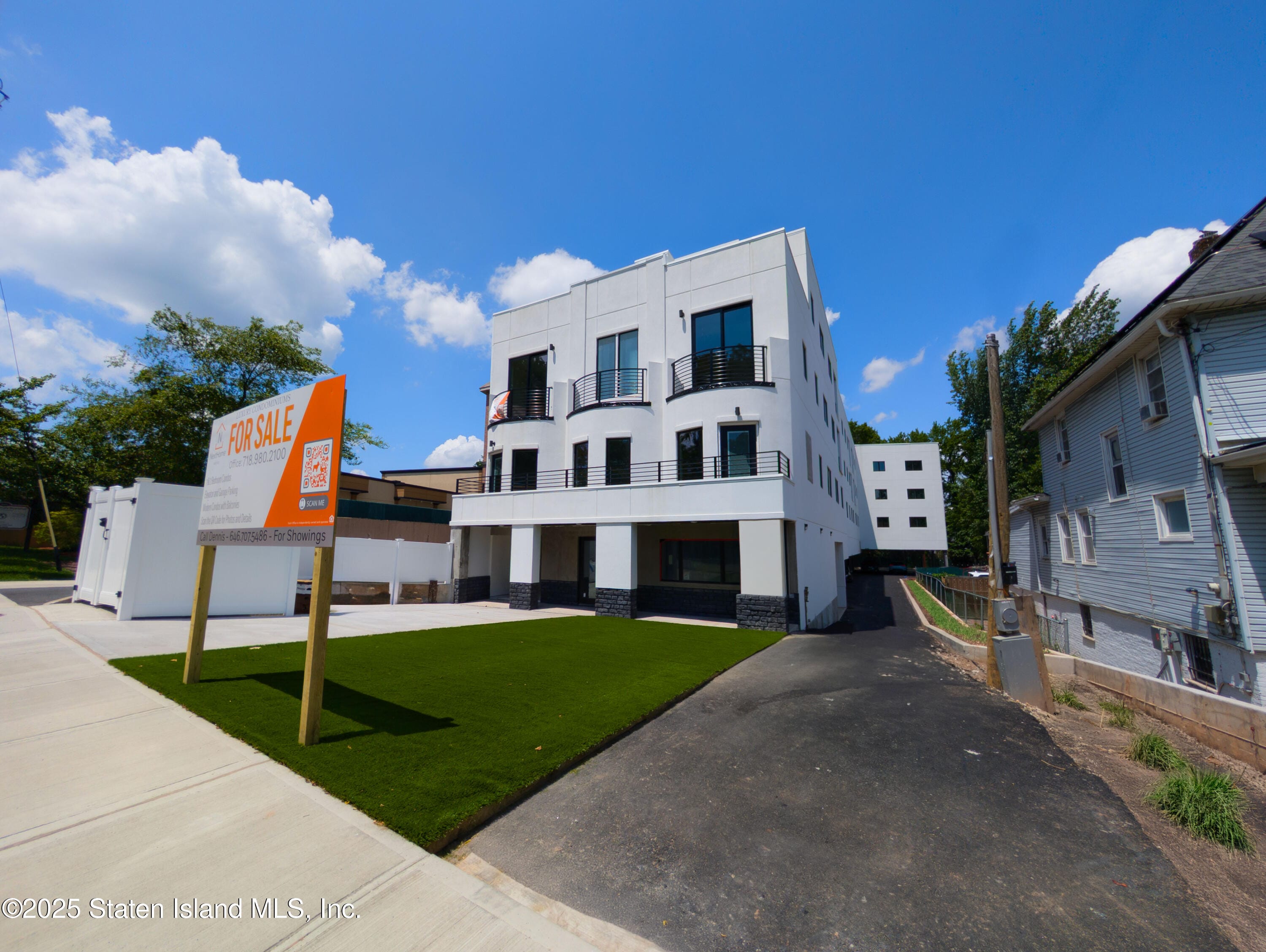 3865 Amboy Road 4g Image 1