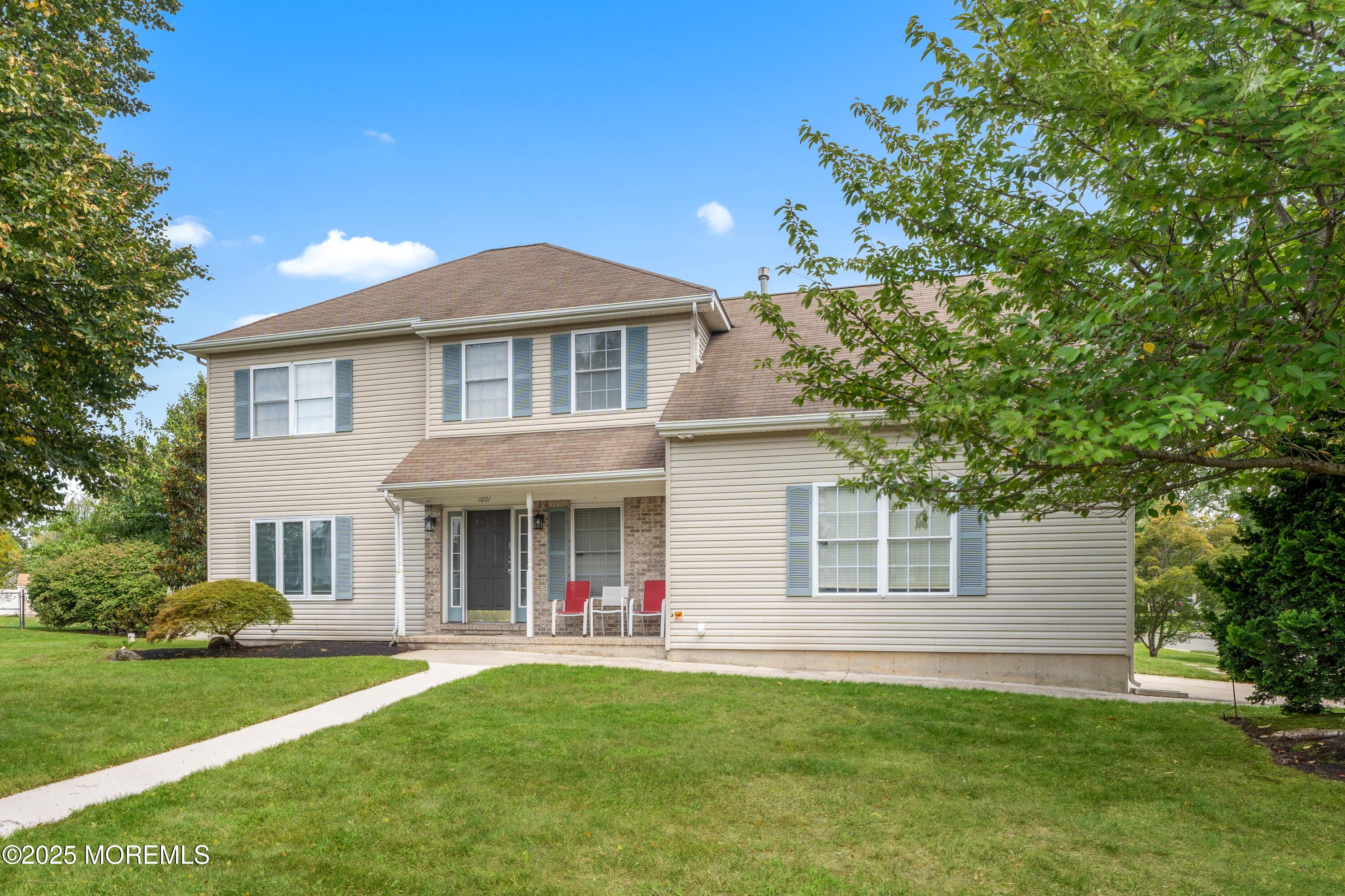 1601 Thames Way Image 3