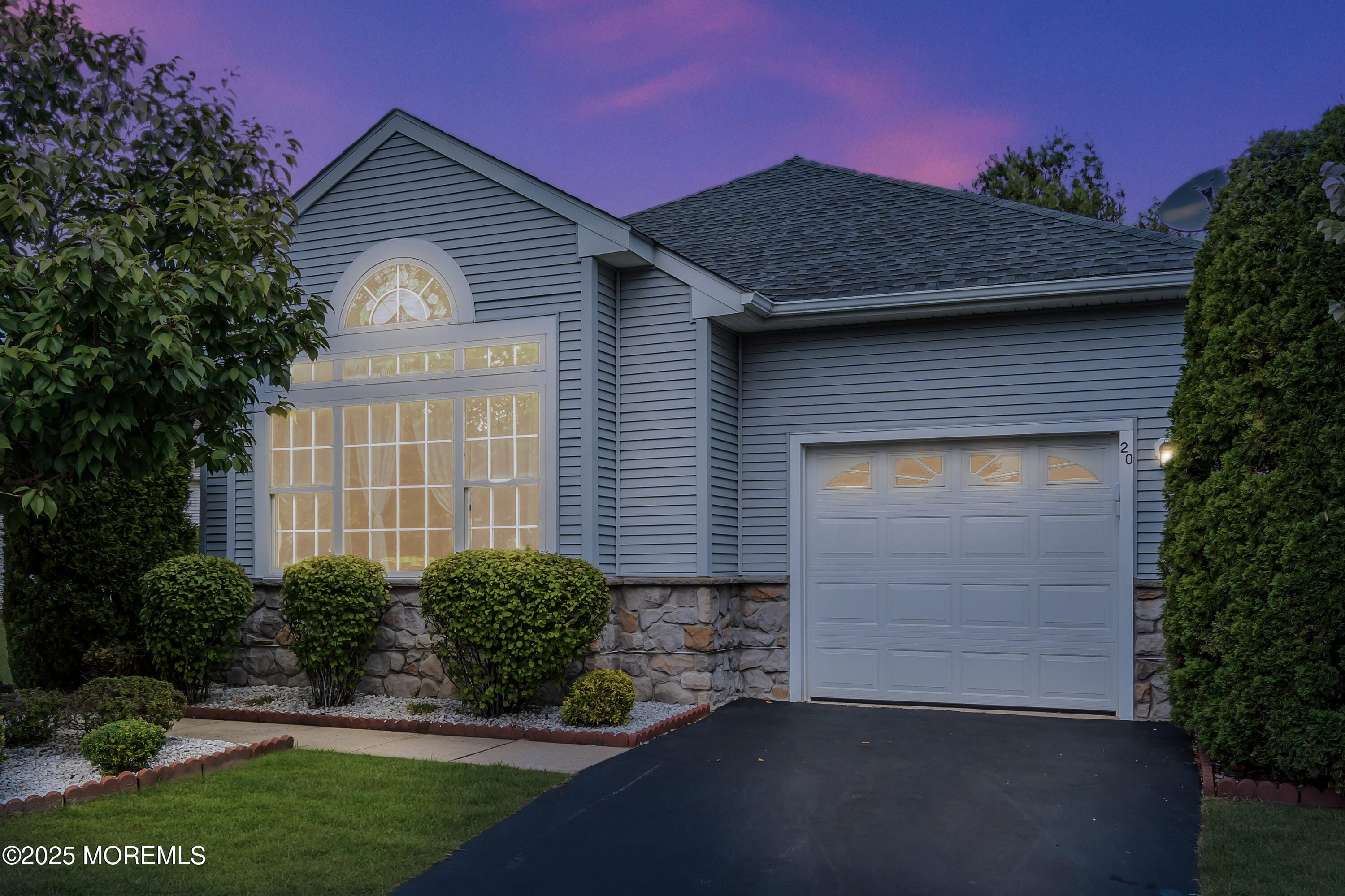 20 Rochford Drive, Manchester, NJ, 08759