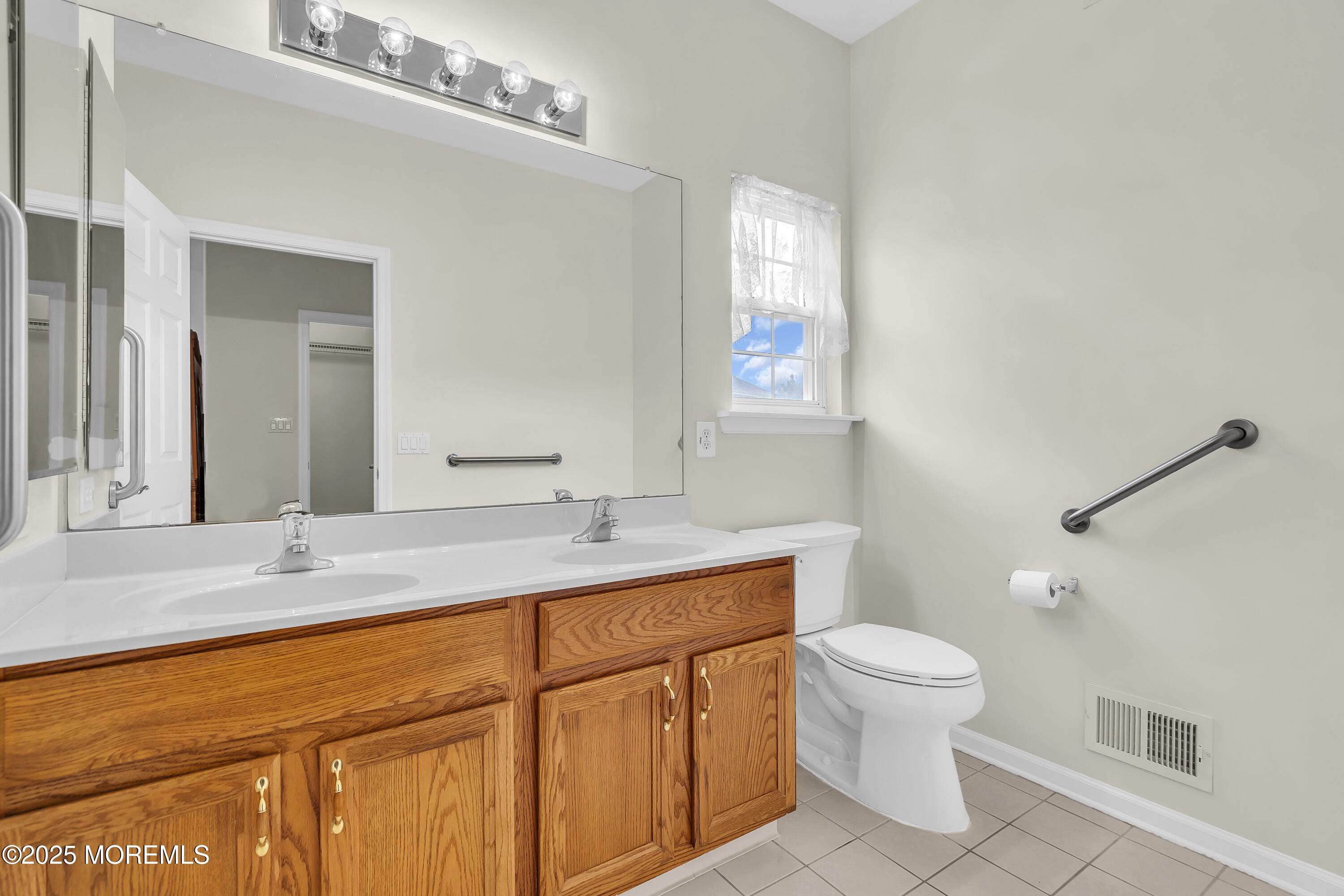 20 Rochford Drive, Manchester, NJ, 08759 image 15