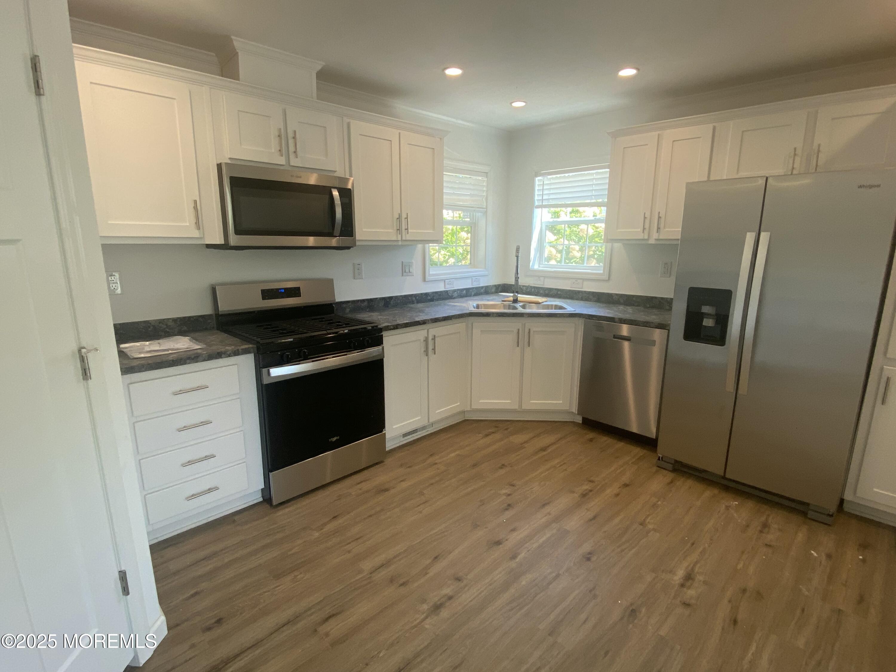 18 Maple Tree Court, Manahawkin, NJ, 08050