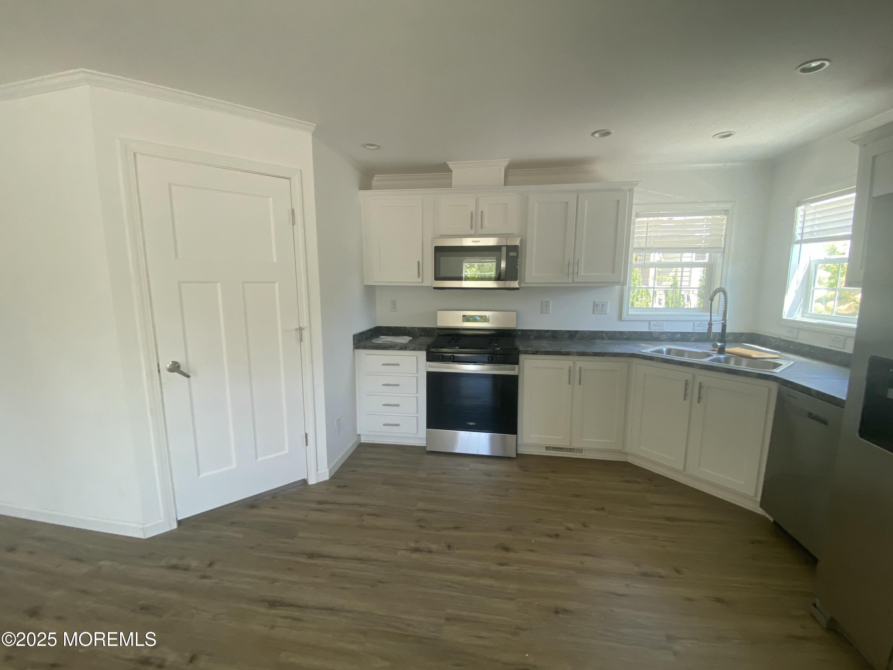 18 Maple Tree Court, Manahawkin, NJ, 08050 image 7