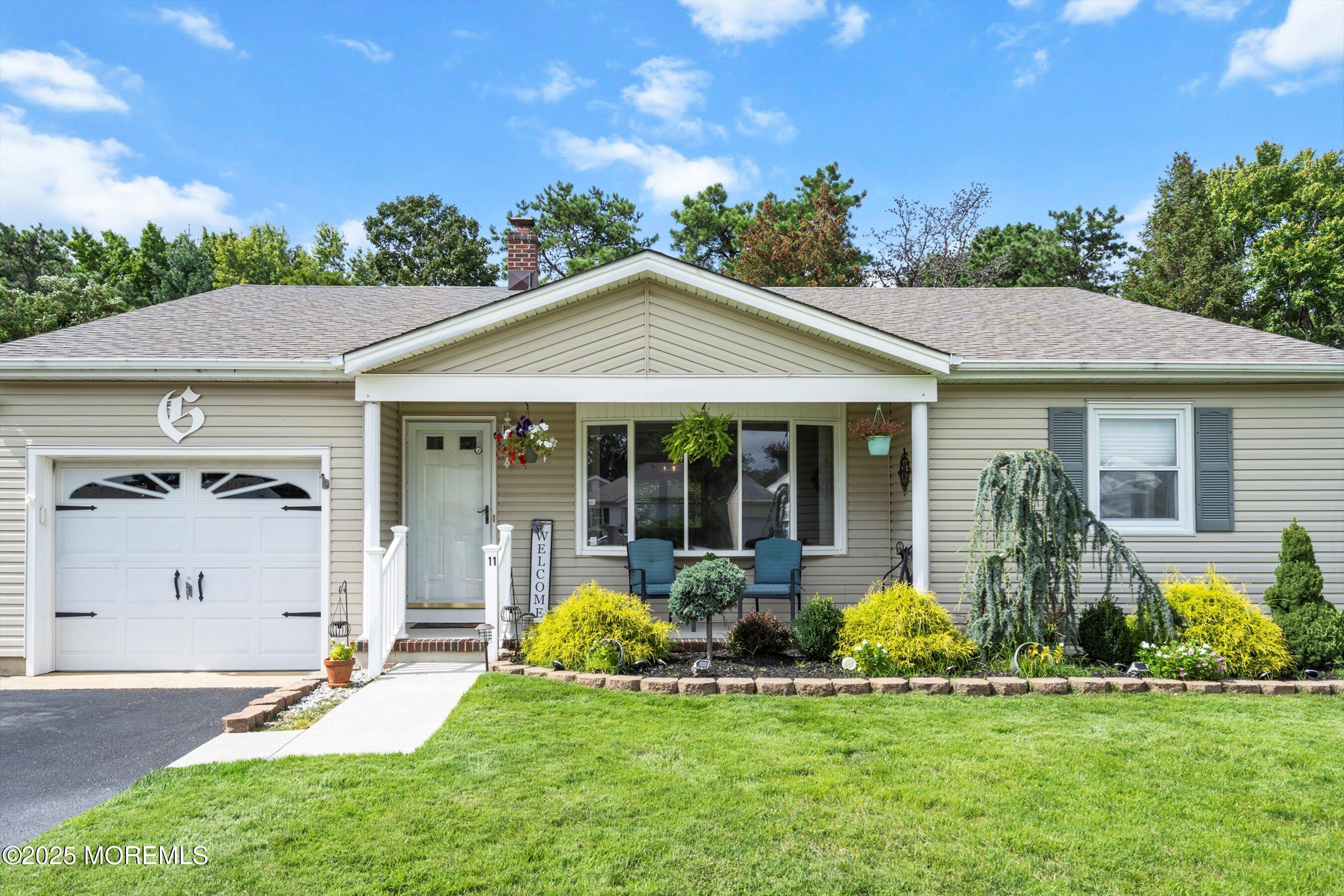11 Whitaker Drive, Toms River, NJ, 08757