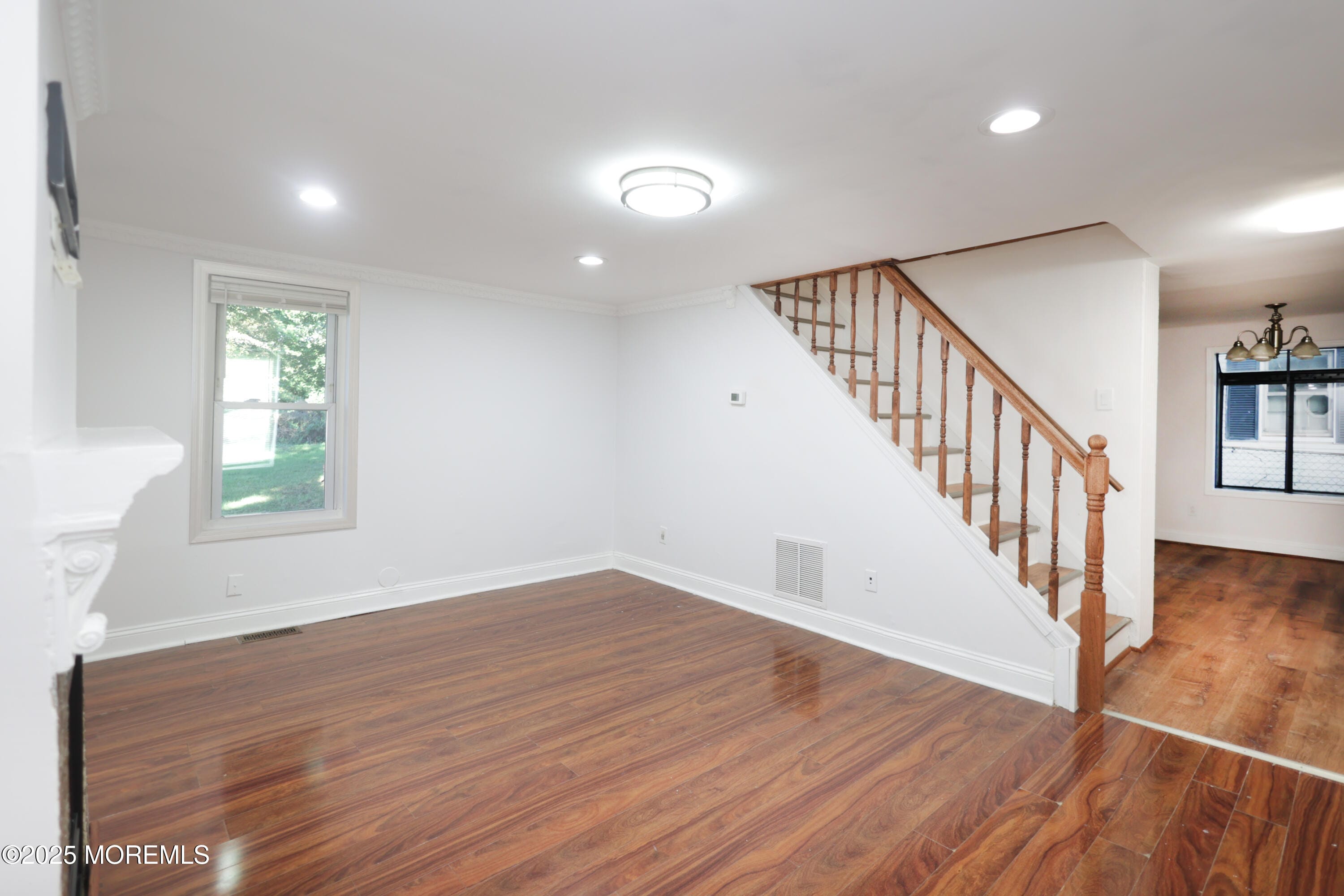 165 Stevens Avenue Image 4