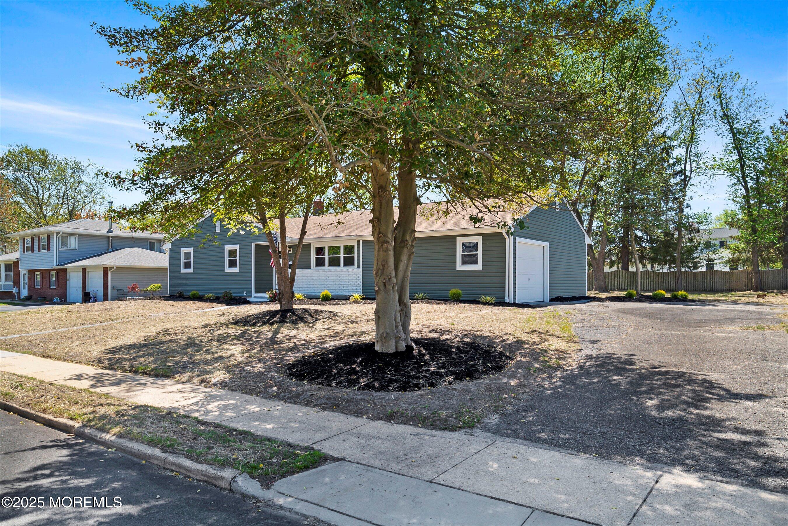 15 Springhill Drive Image 4