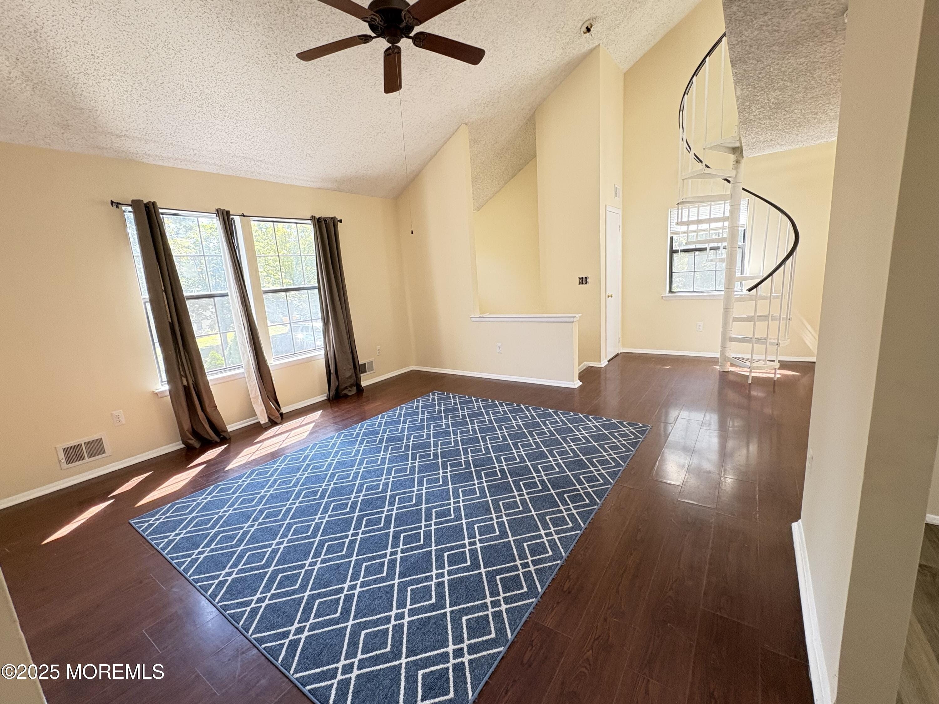 702 Goldthread Court Image 2