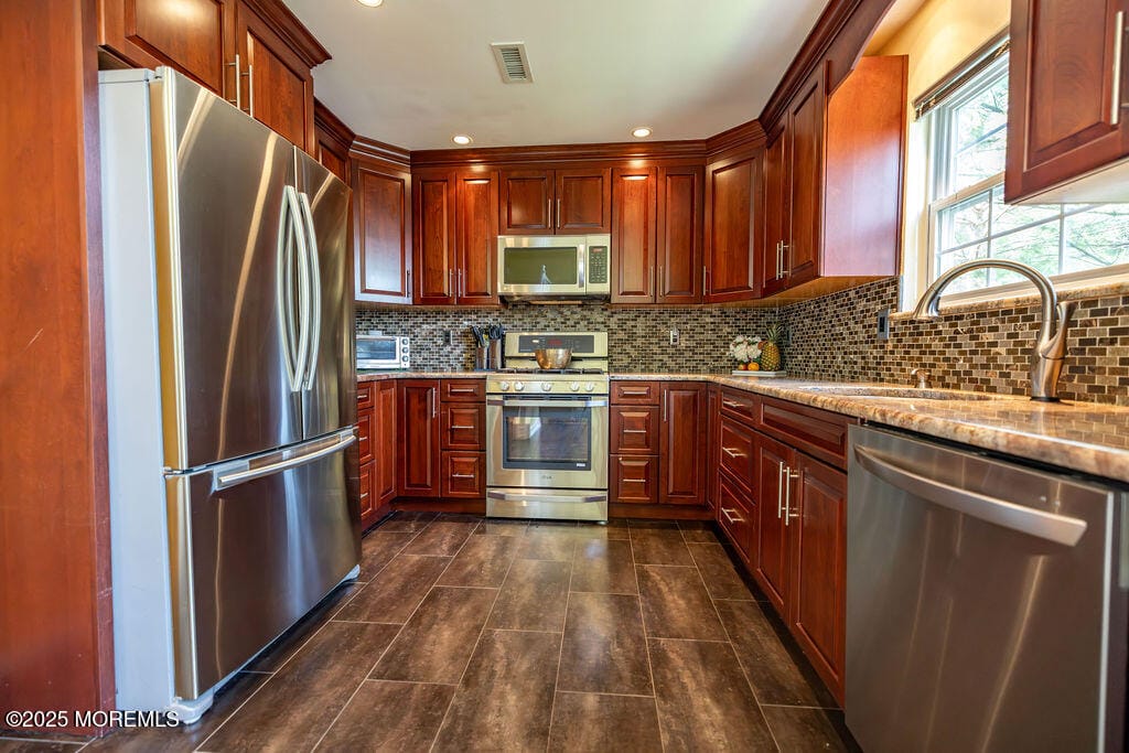 49 Rozlyn Lane, Laurence Harbor, NJ, 08879 image 10