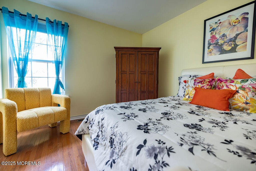 49 Rozlyn Lane, Laurence Harbor, NJ, 08879 image 15