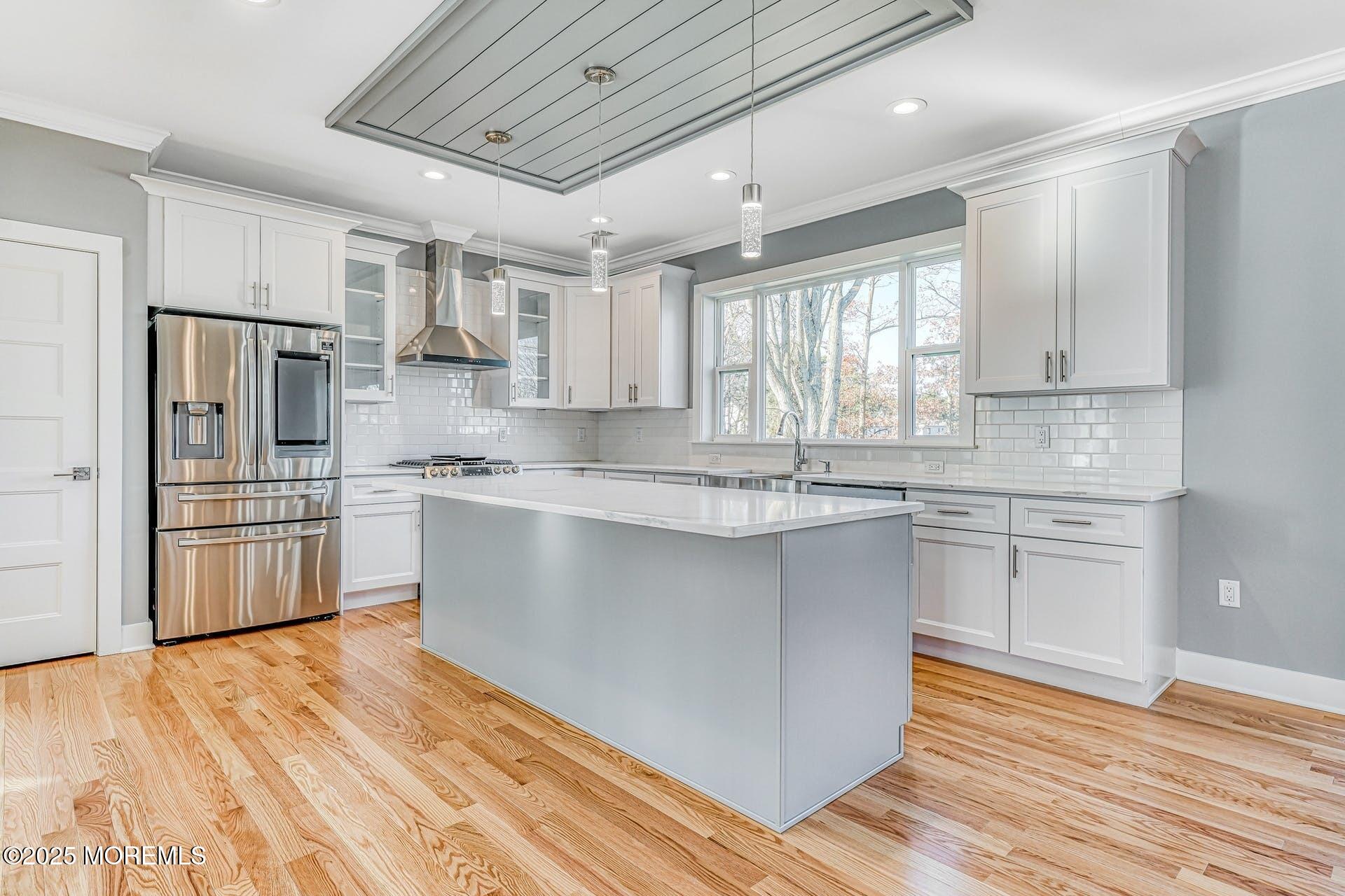472 Muller Avenue Image 2