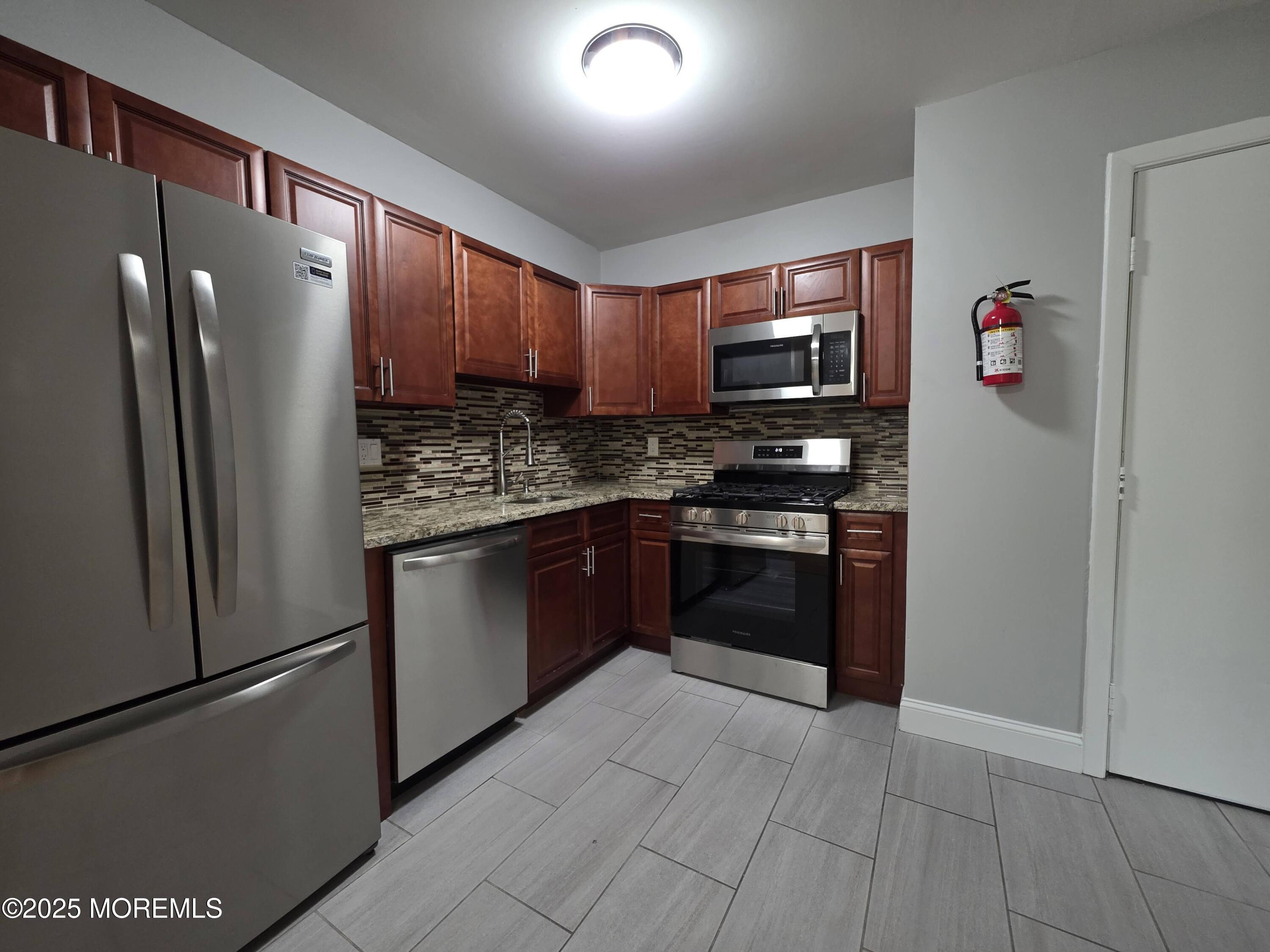 704 Cricket Lane 704, Woodbridge, NJ, 07095 image 8