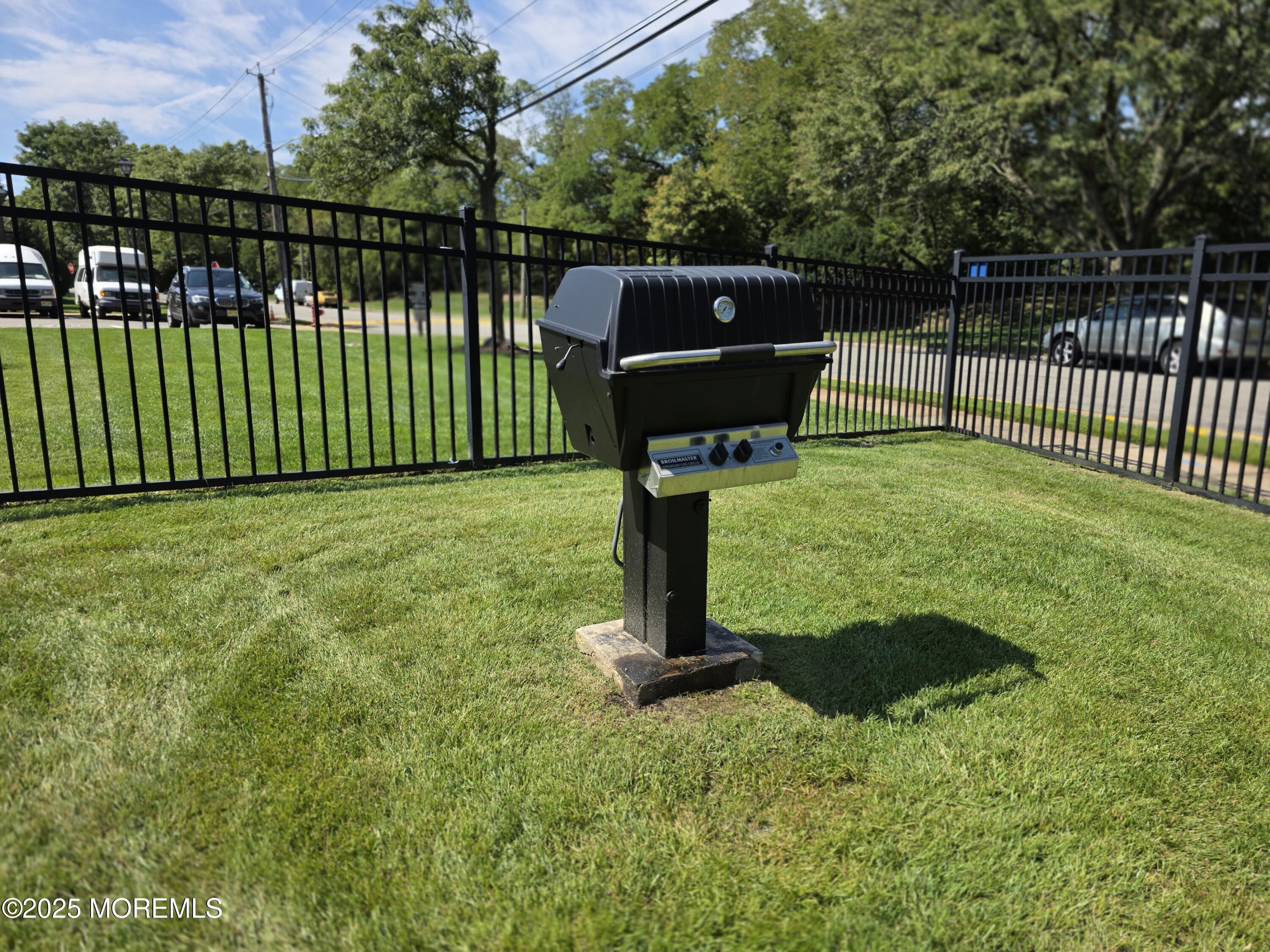 704 Cricket Lane 704, Woodbridge, NJ, 07095 image 15