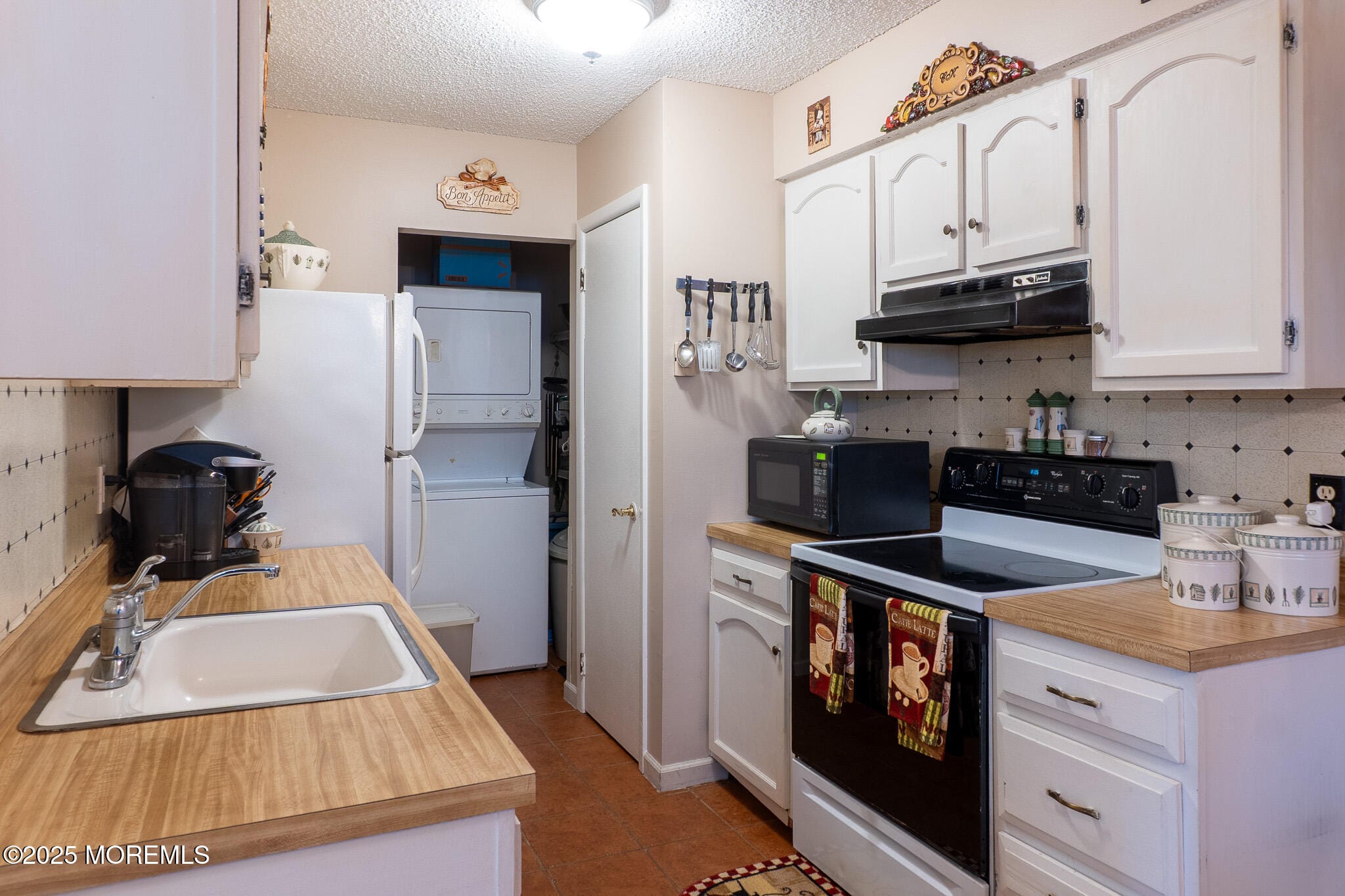 23 Mediterranean Court, Barnegat, NJ, 08005 image 6