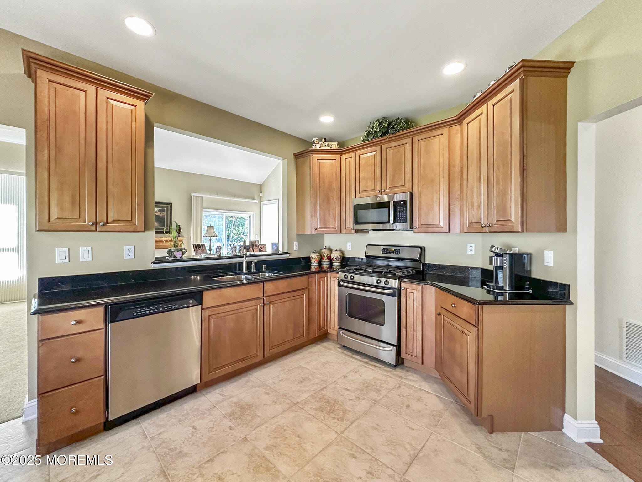 142 Scarborough Way, Marlboro, NJ, 07746 image 14