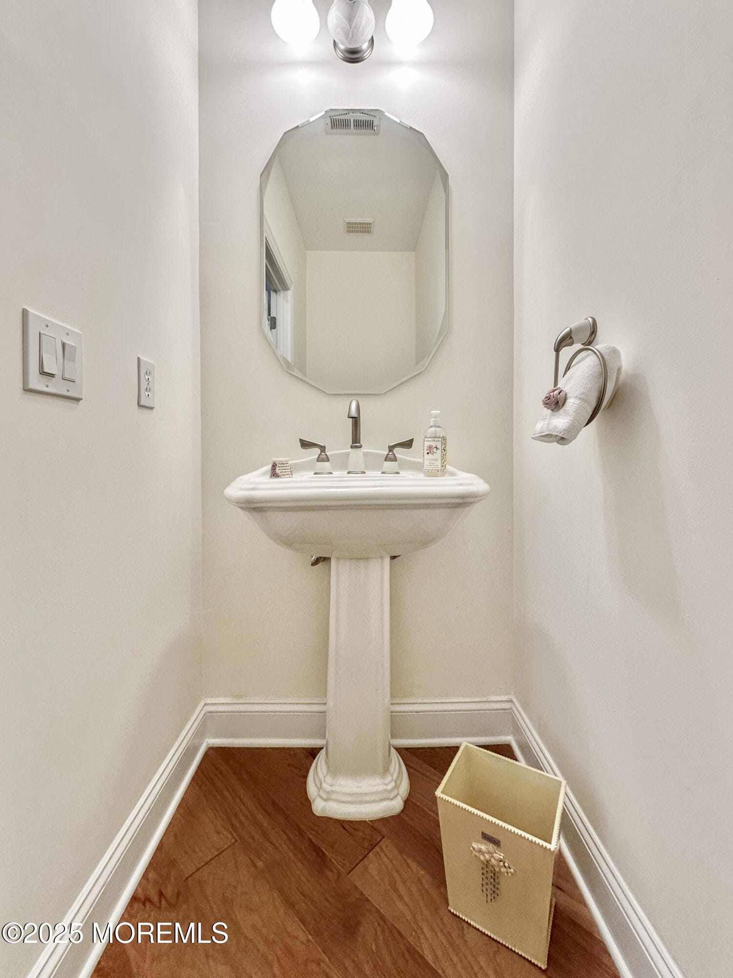 142 Scarborough Way, Marlboro, NJ, 07746 image 16