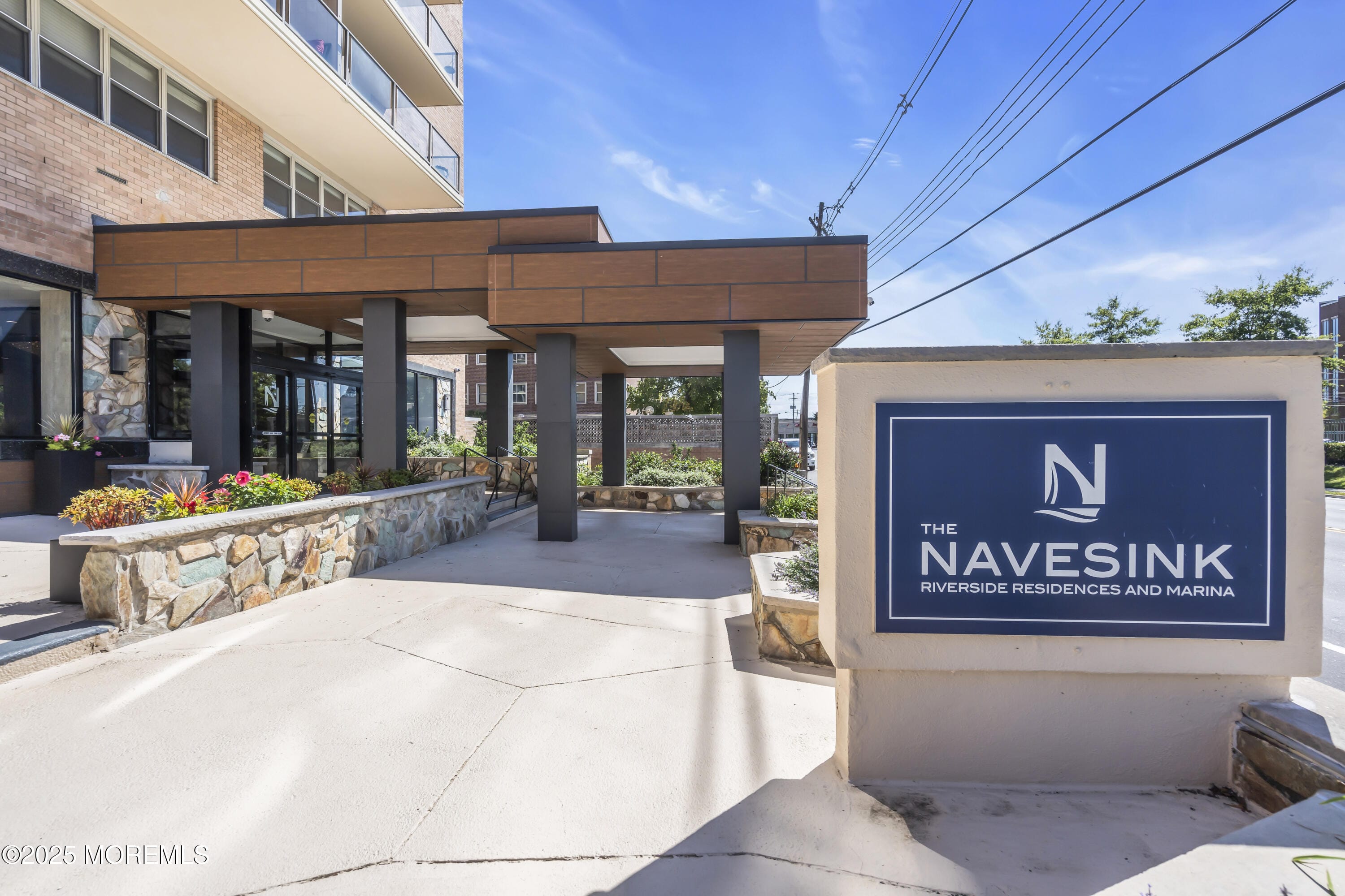 28 Riverside Avenue 2F, Red Bank, NJ, 07701