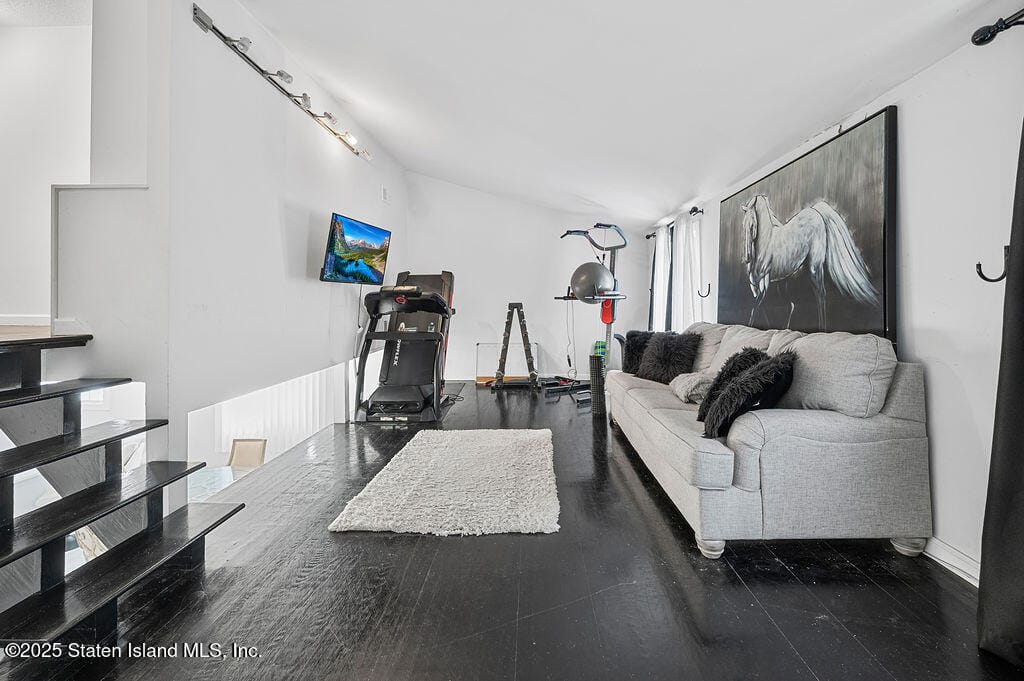 71 Goller Place, Staten Island, NY, 10314 image 19