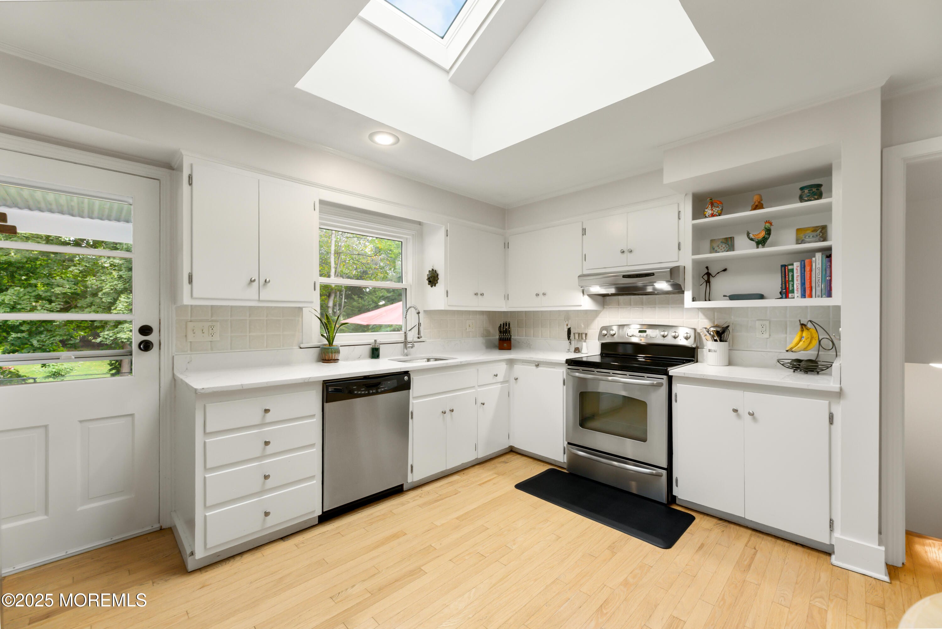 15 Edgewood Drive, Freehold, NJ, 07728 image 13