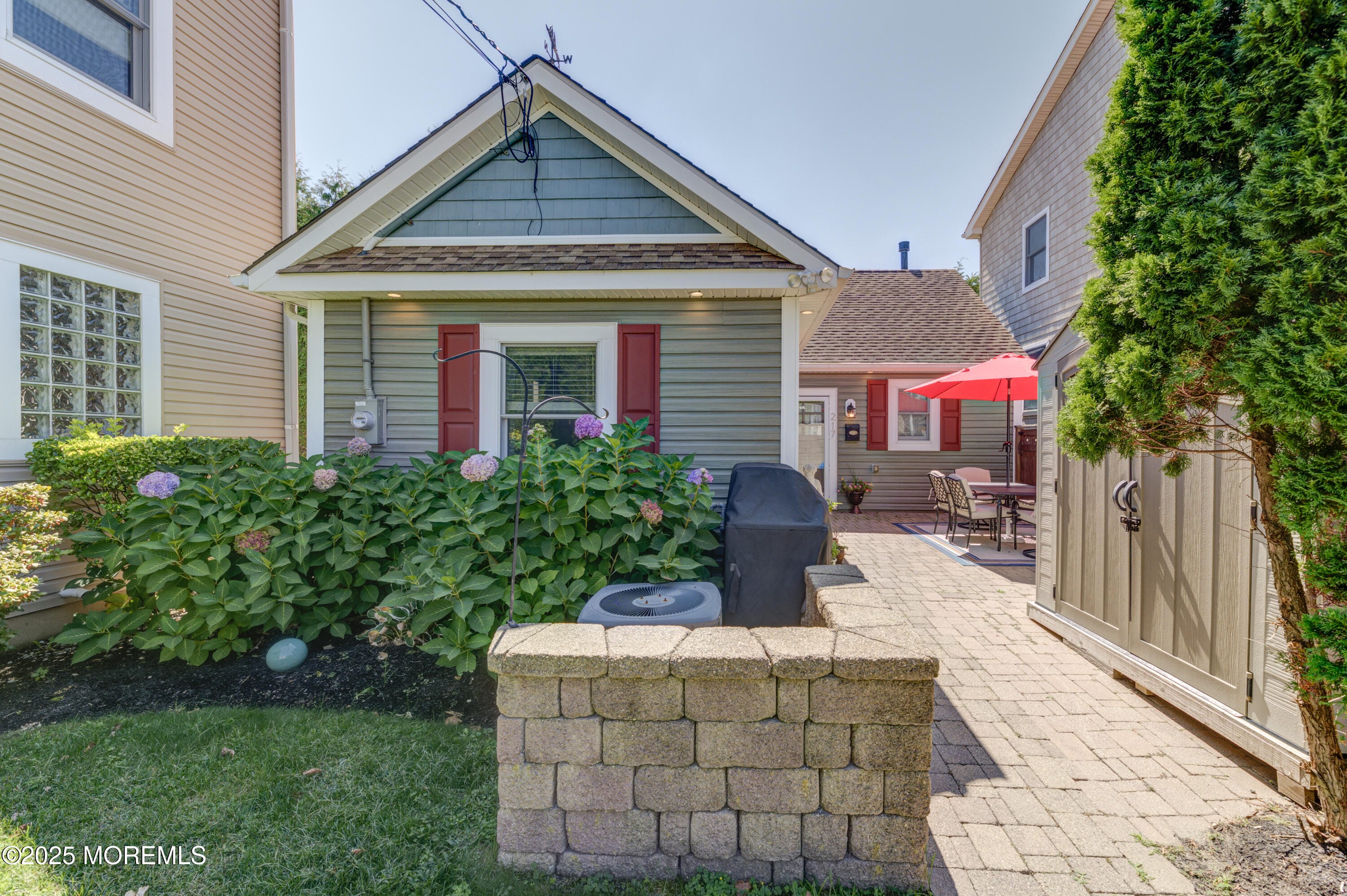 217 Newark Avenue Image 5