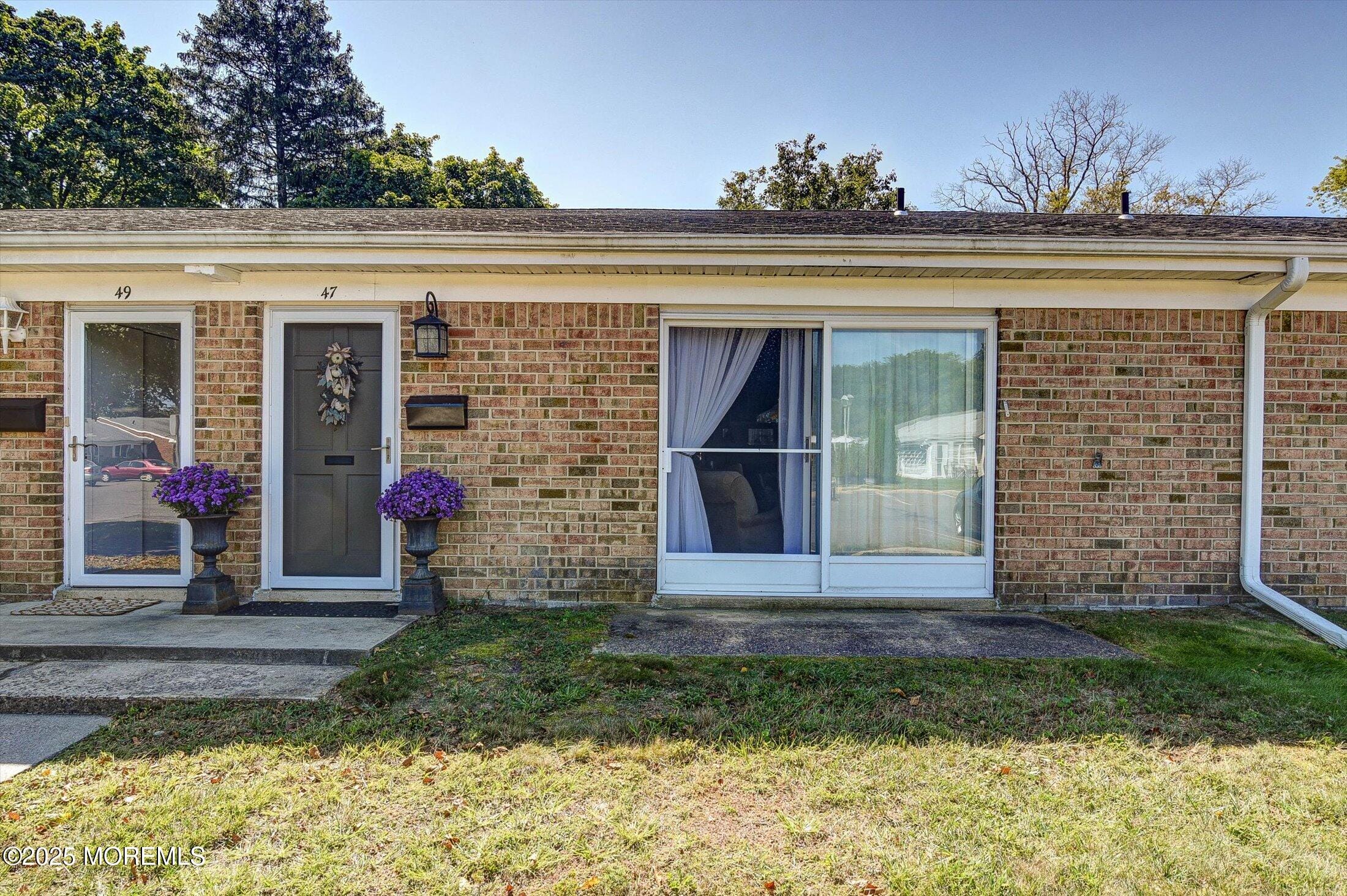 47 Marina Lane 182 Image 2
