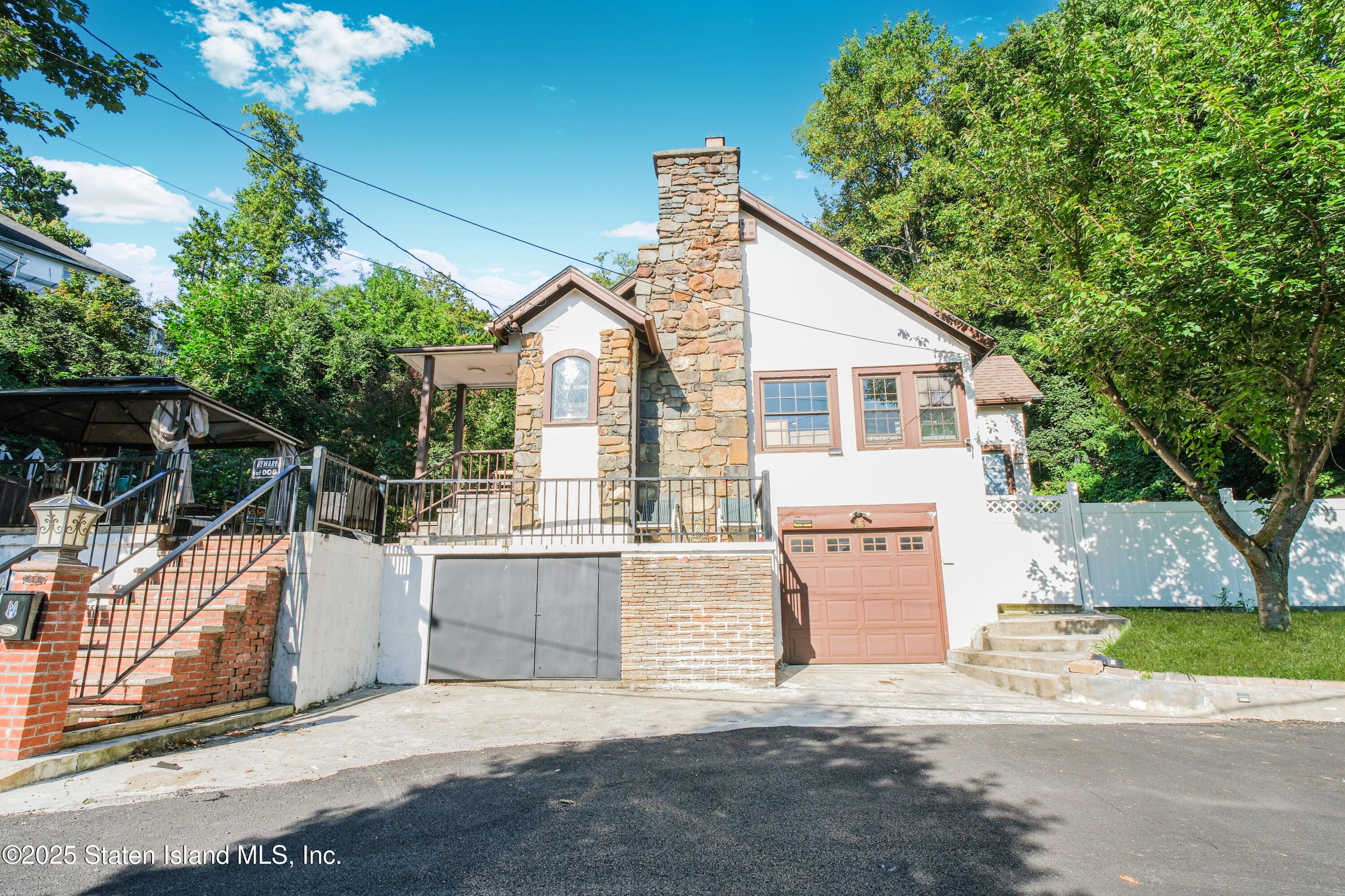 56 Park Lane Image 1