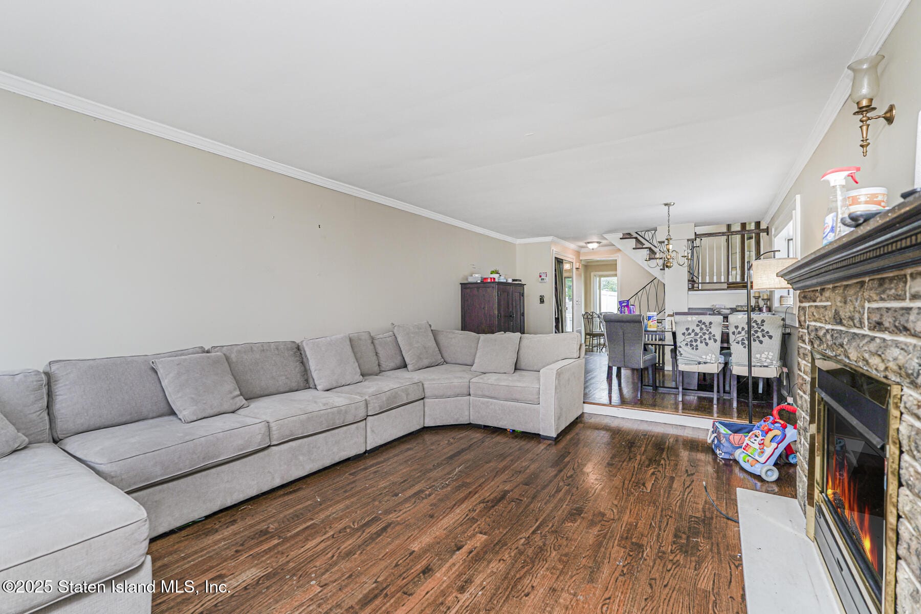 57 Redgrave Avenue Image 2