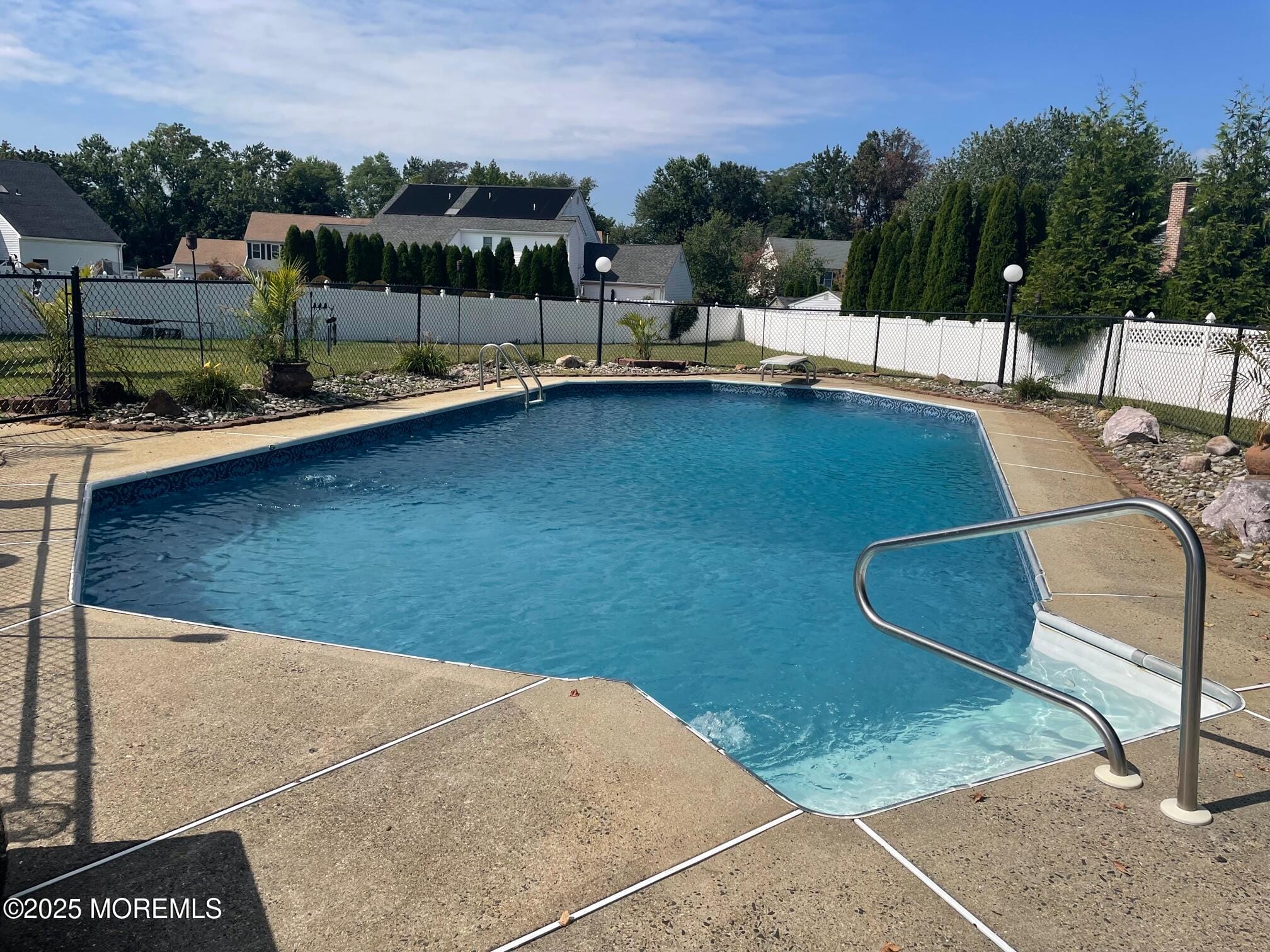 12 Kingsbridge Court Image 4