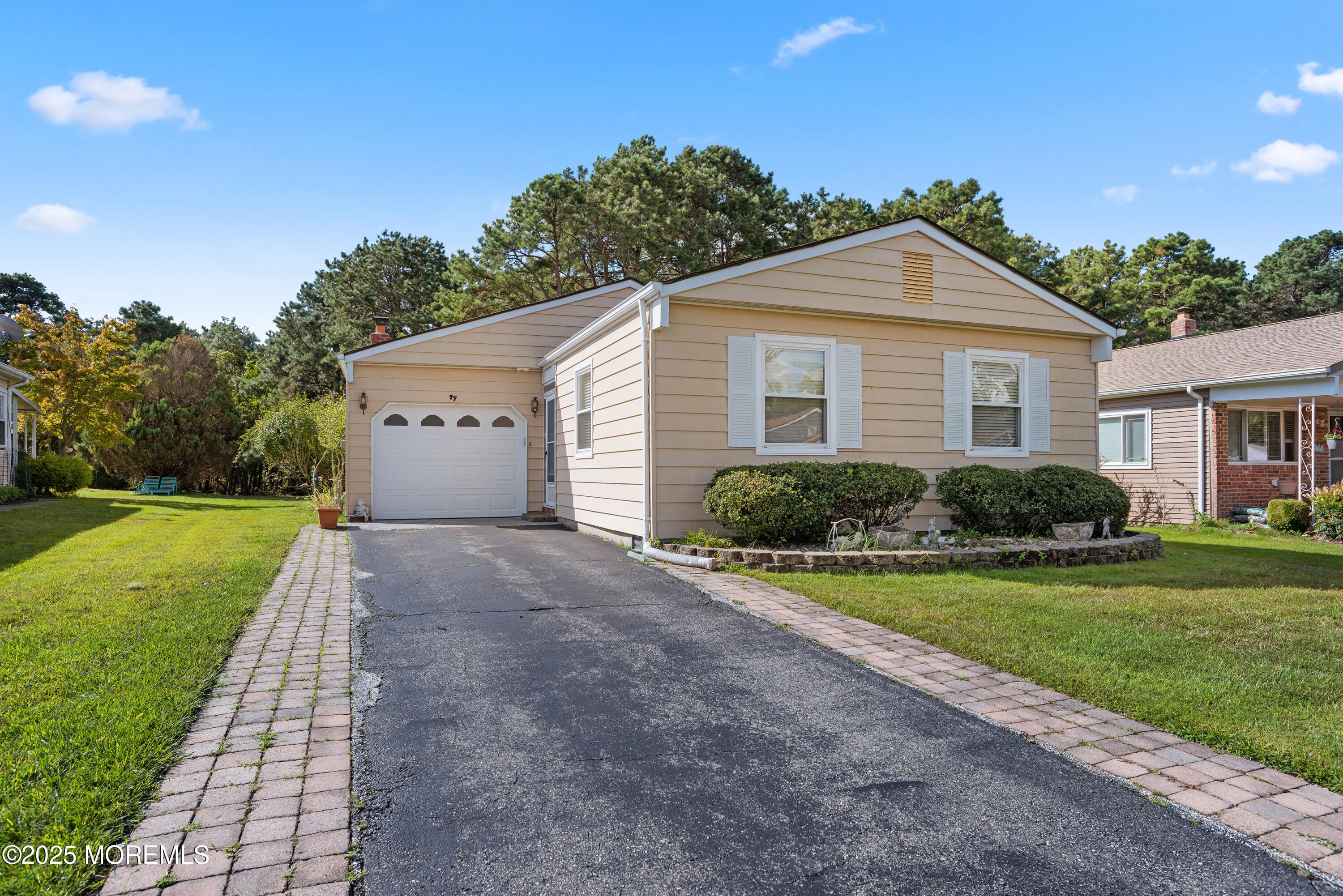 77 Chesterfield Lane, Toms River, NJ, 08757