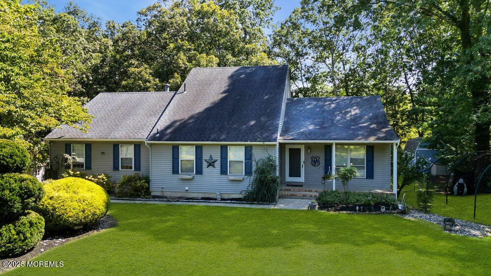 7 Corinne Court Image 3