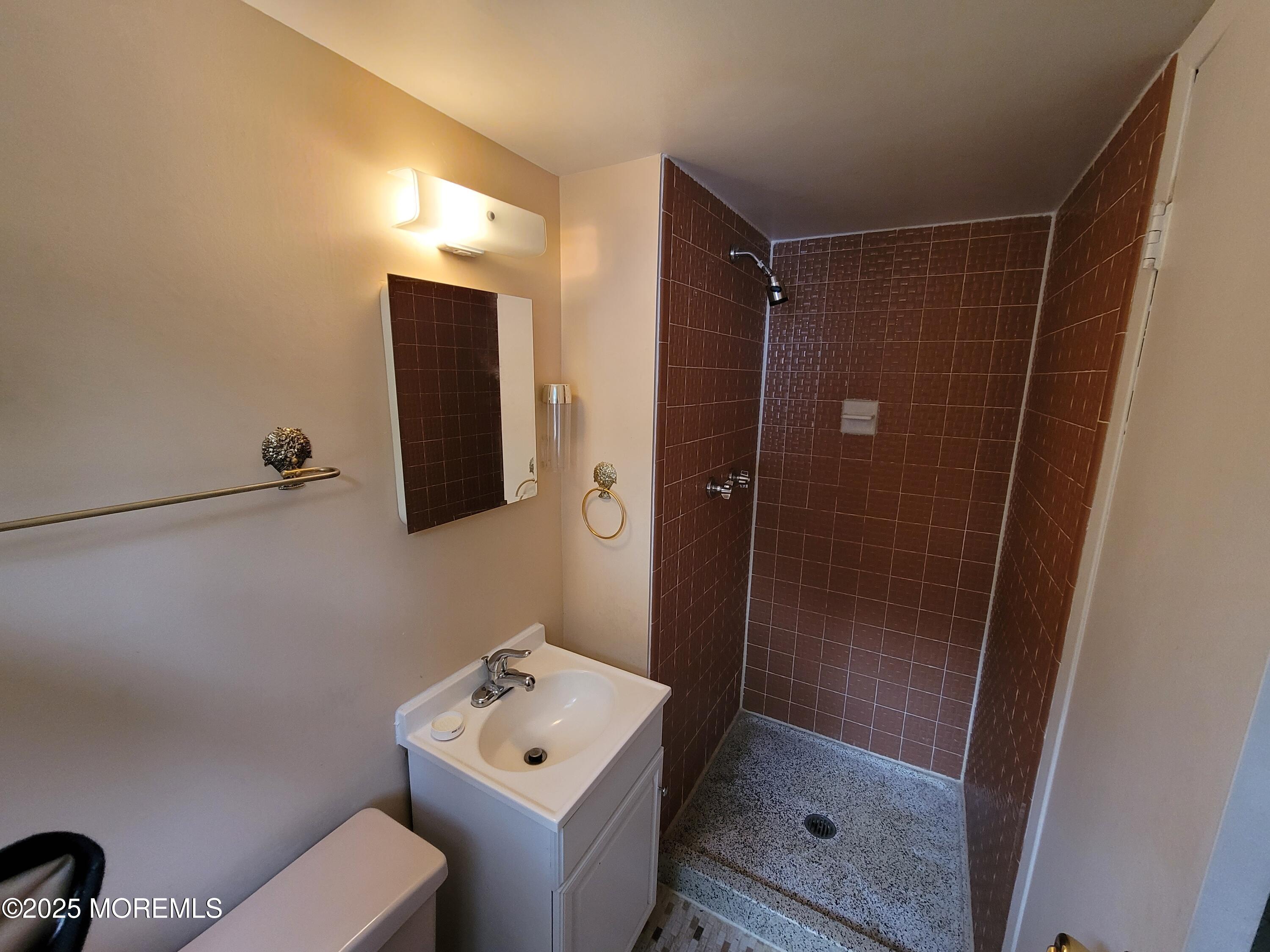 32 Tarrytown Road, Manalapan, NJ, 07726 image 22