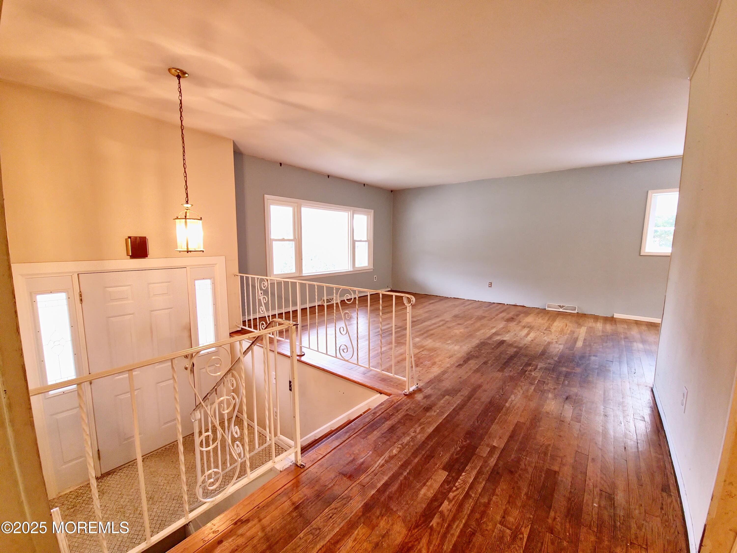 32 Tarrytown Road, Manalapan, NJ, 07726