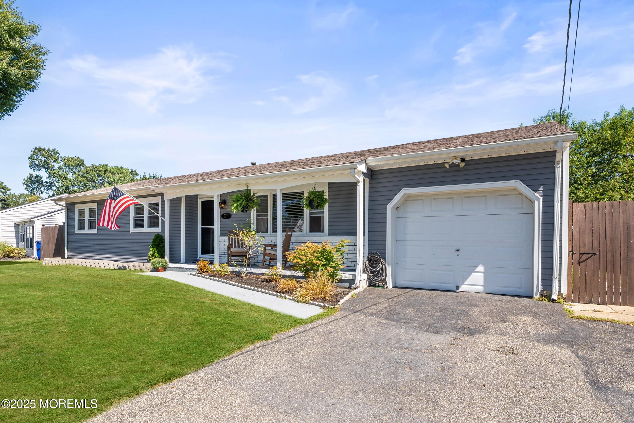 327 Hudson Drive Image 2