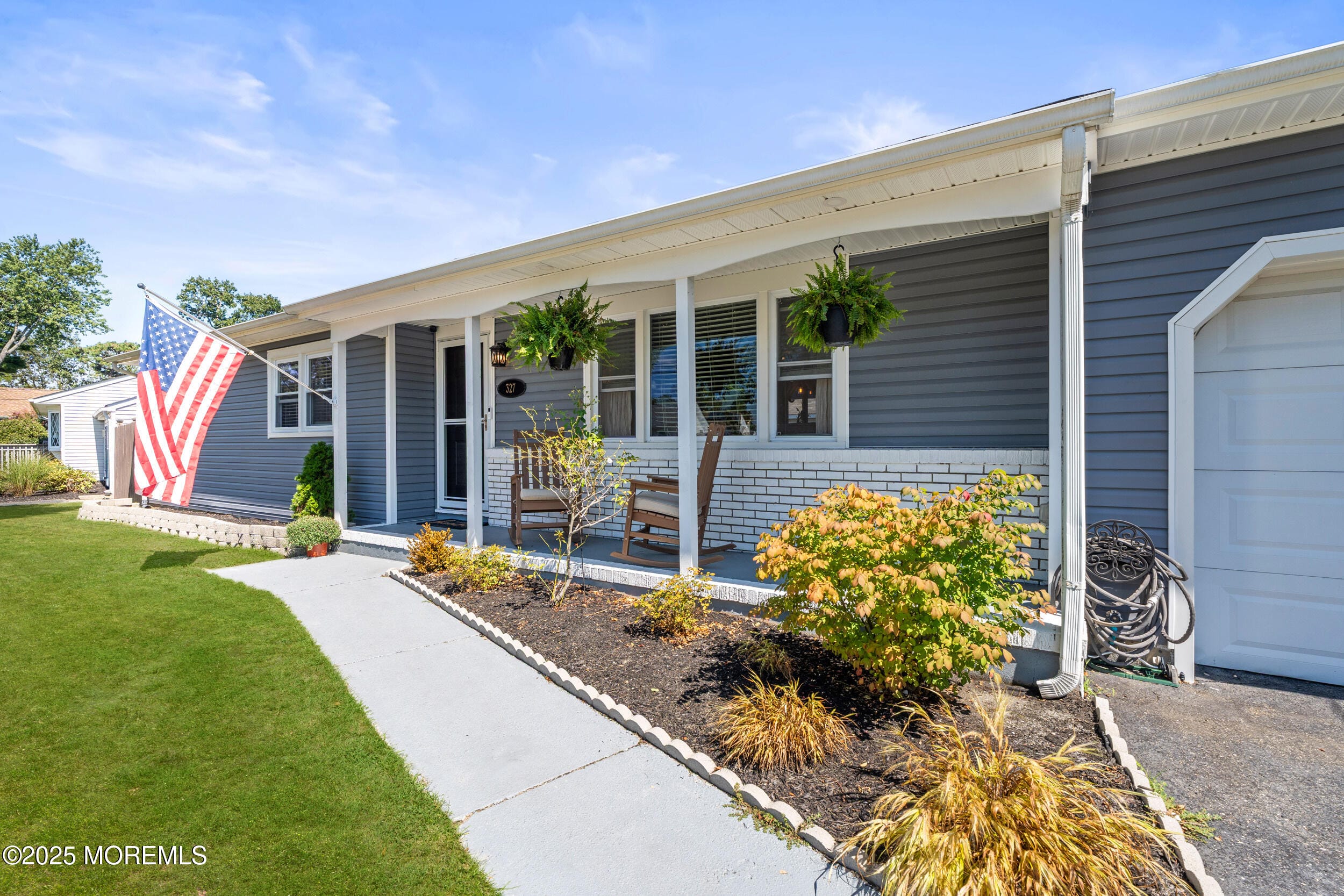 327 Hudson Drive Image 4