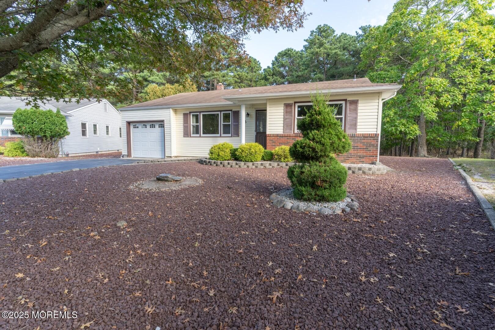 23 Burlington Court, Toms River, NJ, 08757