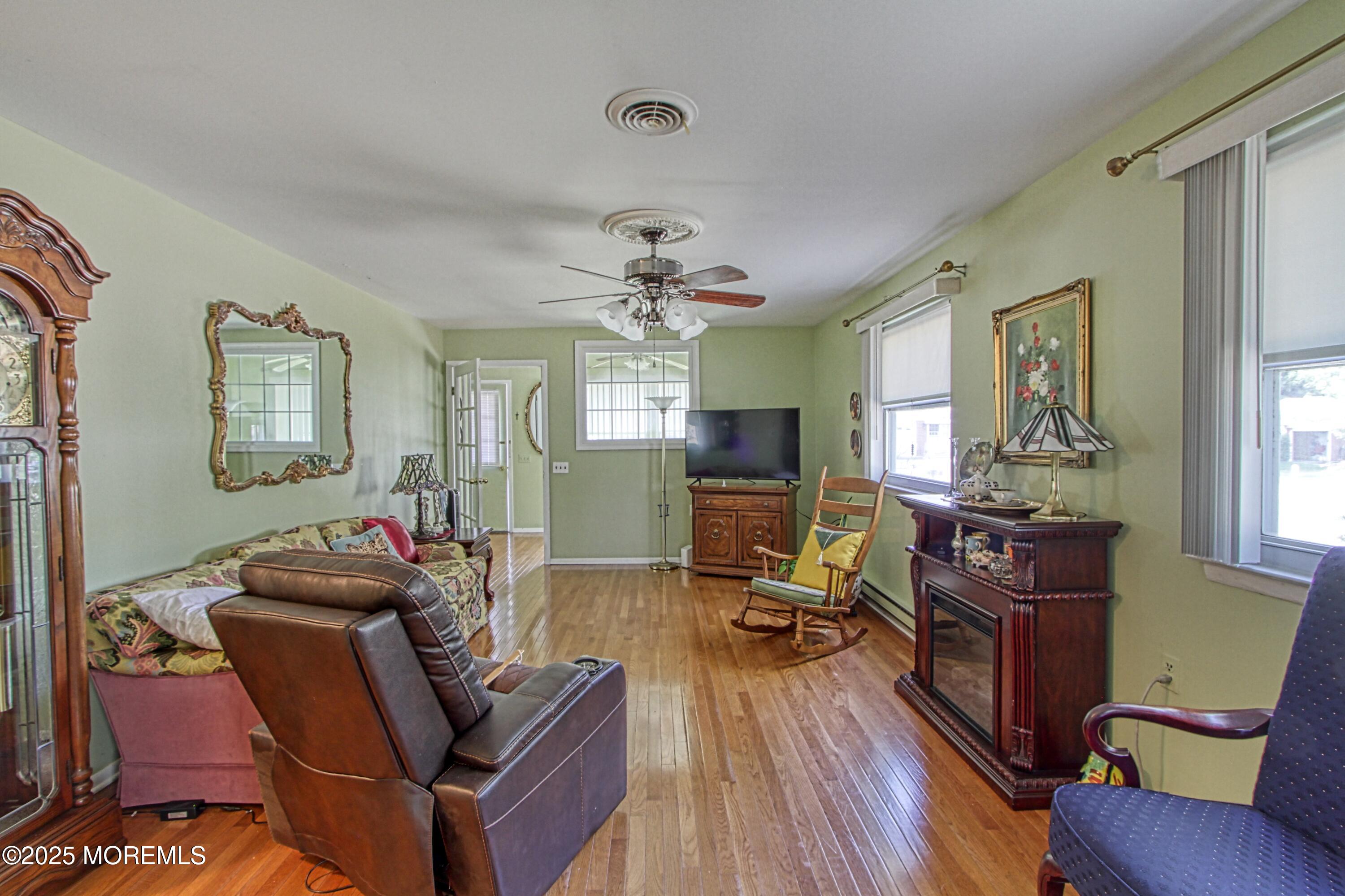 47 Franklin Avenue Image 5